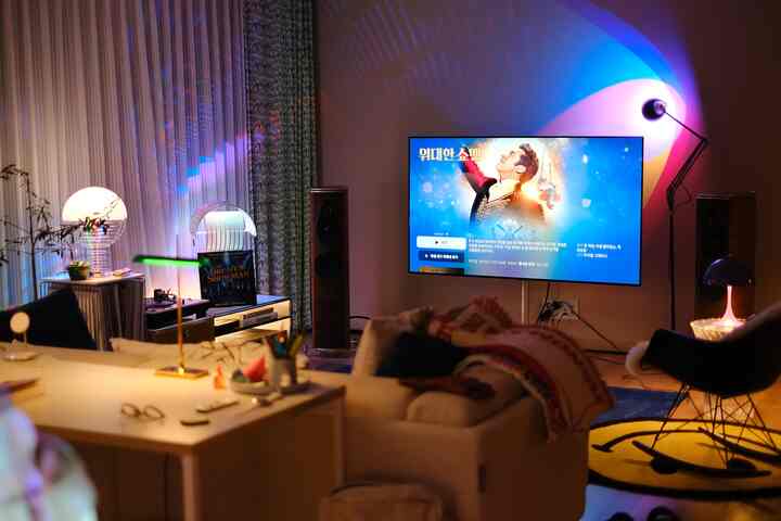 エネルギー充電できる映画おすすめ！
近代サーカスの創始者に対する実話を元に作られた映画だそうです。 
素敵な俳優たちの演技や歌、見どころまで完璧！
＃今日何をしています＃最近の傾向#usm #モンタナ #アルテック #ルイスポールセン #プロス #アングルポイズ 