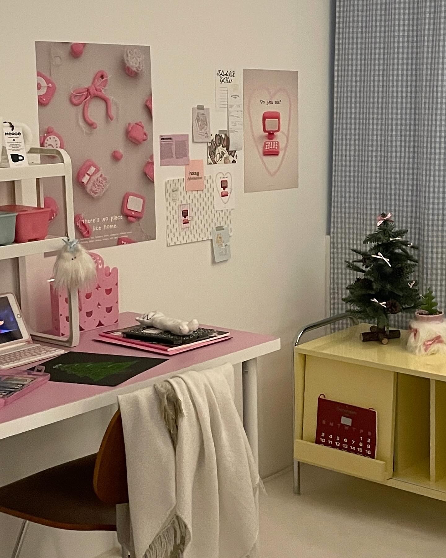 Adjustable Desk Storage Shelf (2-Tier) user photo