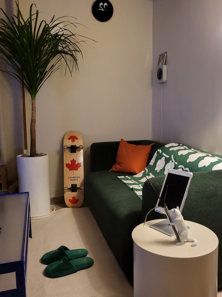 short form carousel card thumbnail