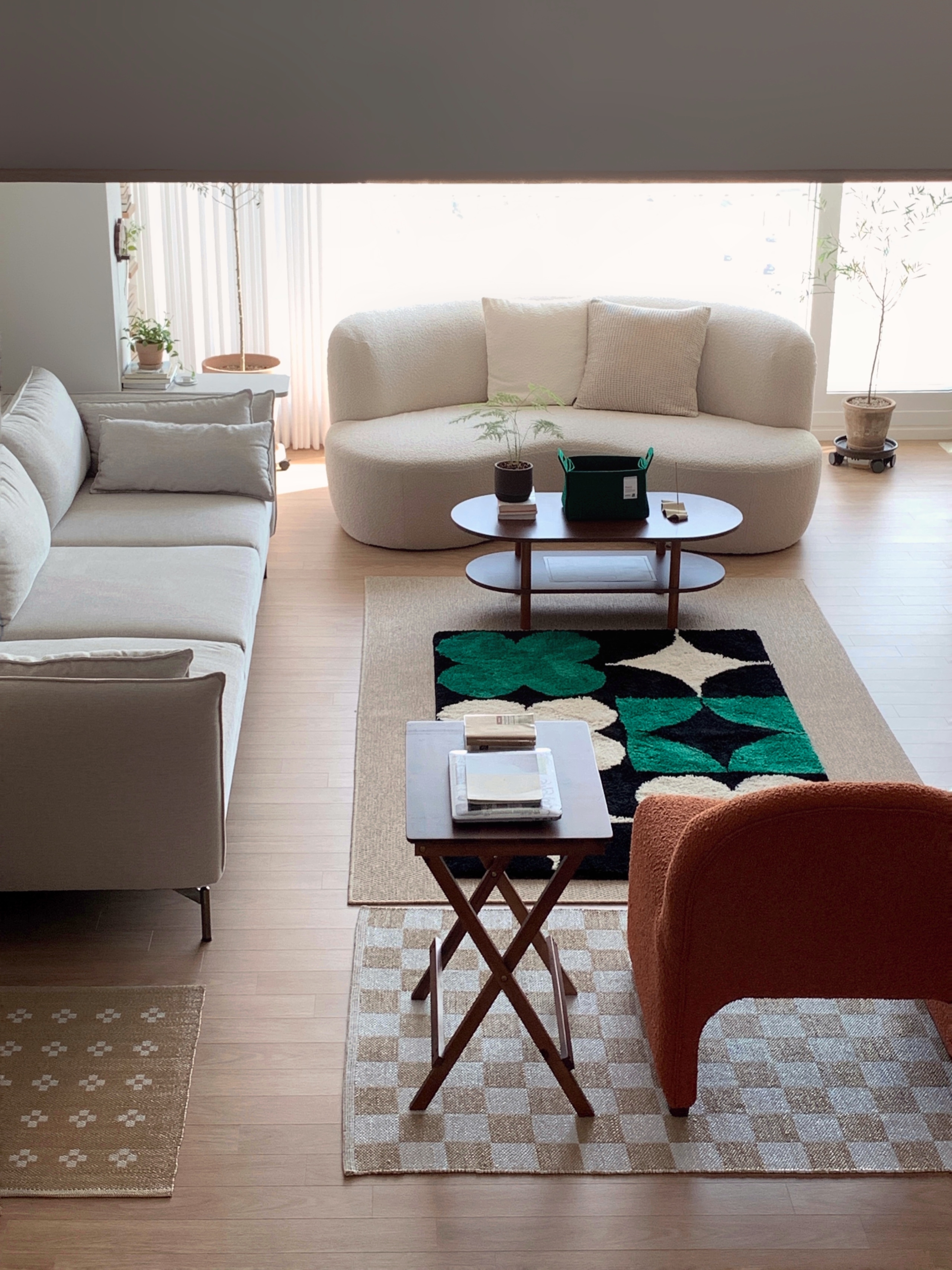 Walnut Oval Coffee Table with Storage Shelf user photo