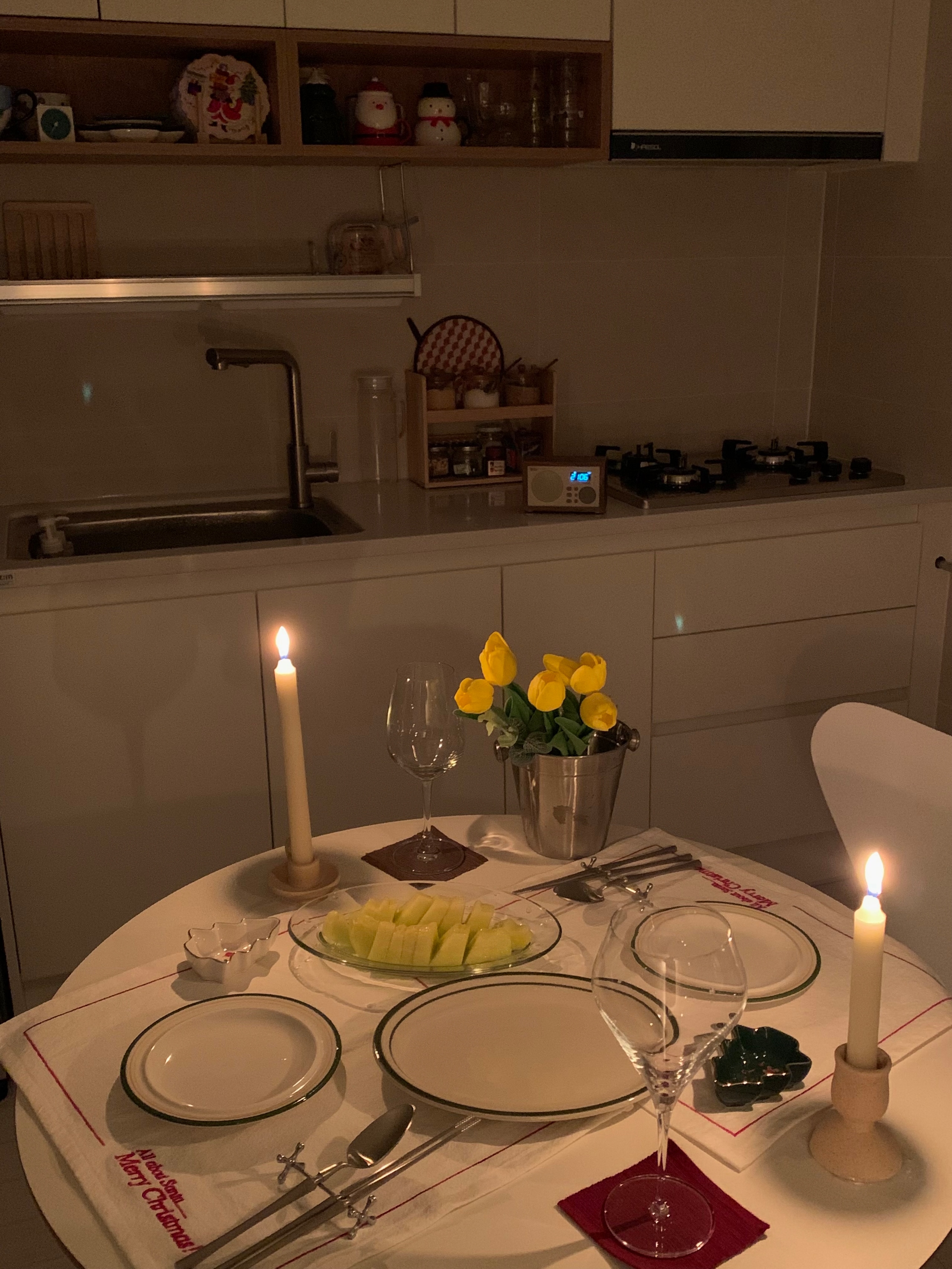 Syracuse Maple Plate and Bowl Set for 2 (15 Piece) user photo