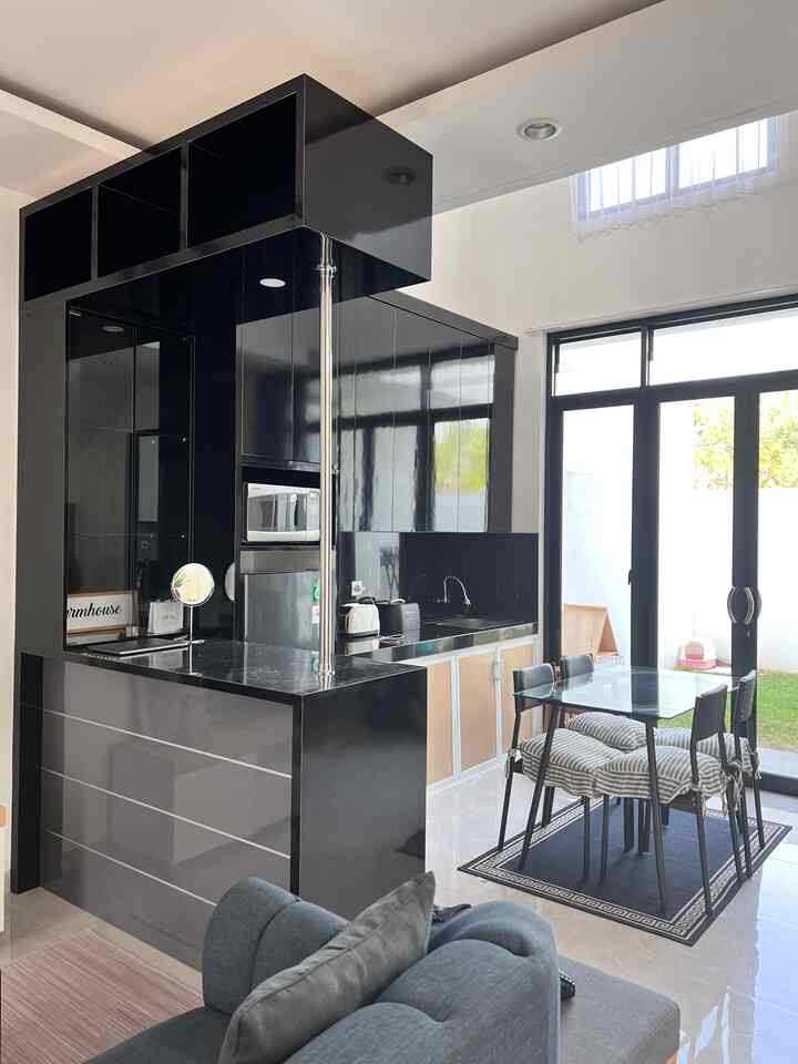 Membeli Rumah di Pinggir Danau