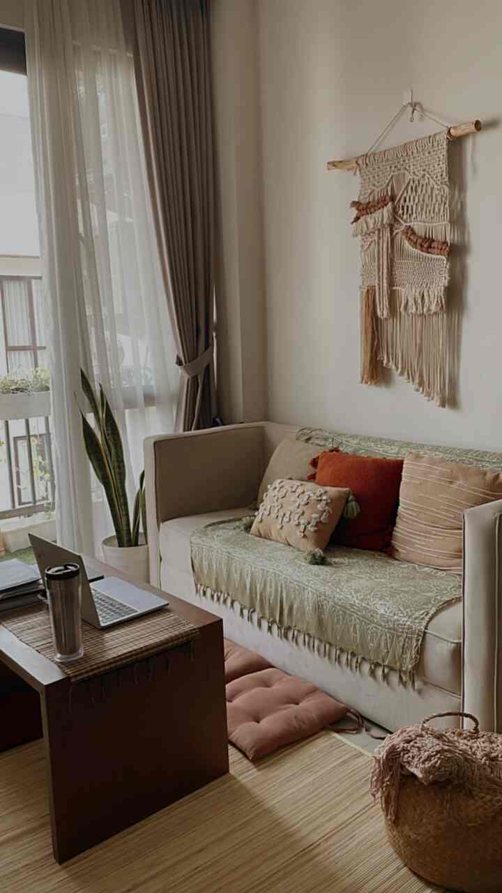 Apartemen Low Rise Bernuansa Cokelat 