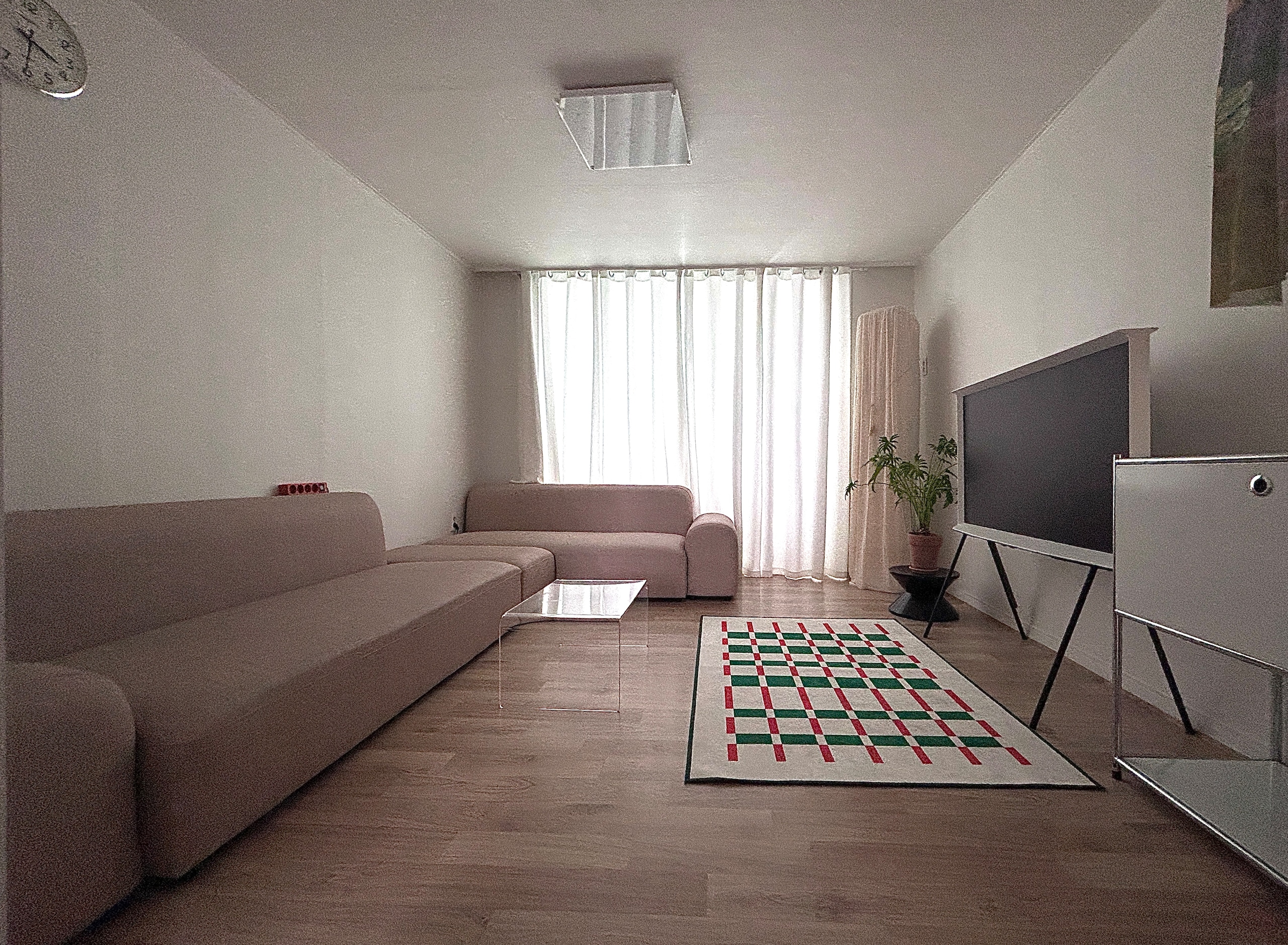 Checkered Chenille Mid-Century Area Rug user photo