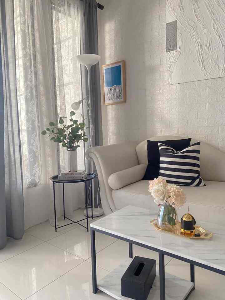 Rumah Sederhana dengan Kesan Mewah