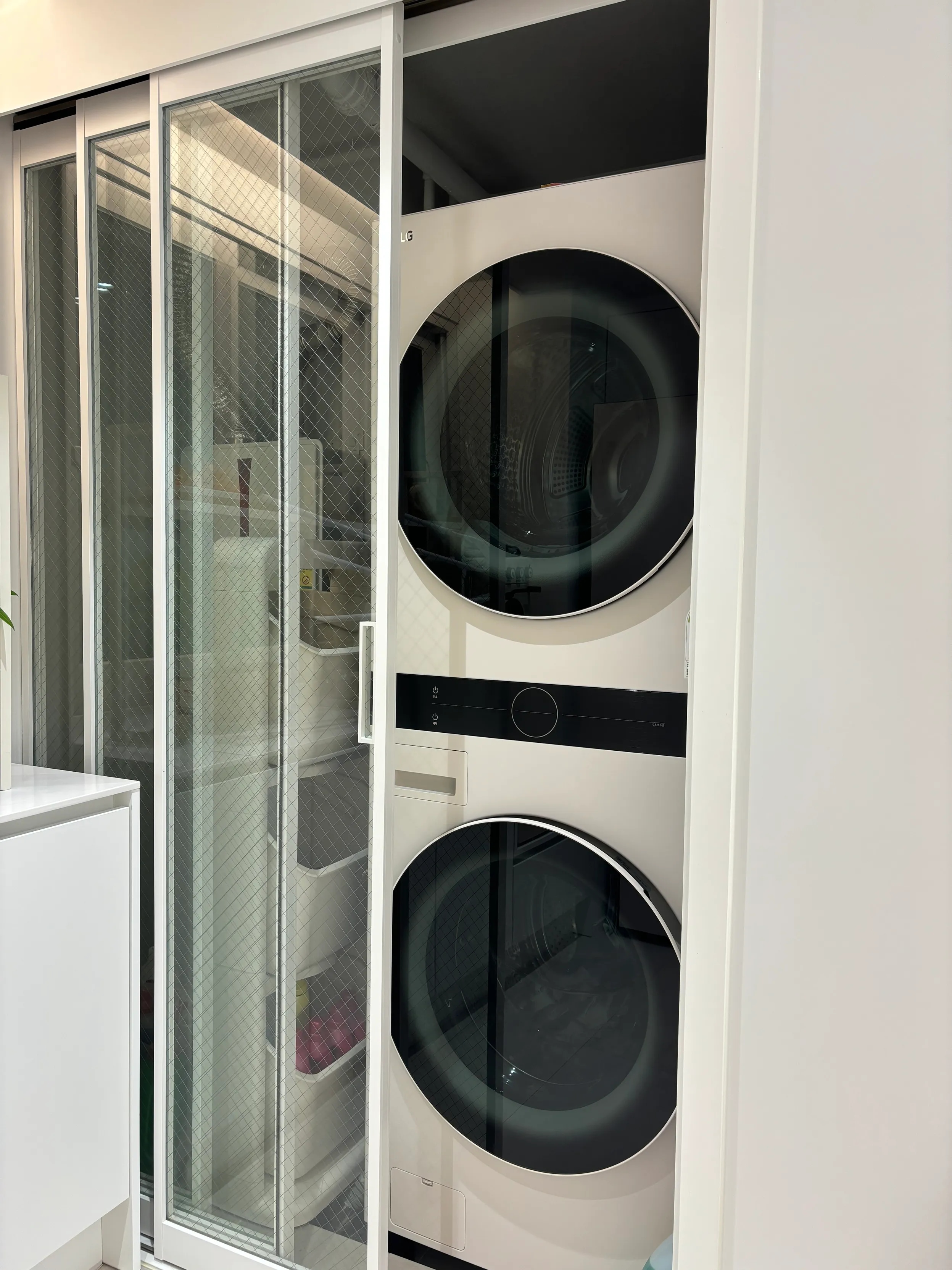 Lift & Sort Laundry Tower user photo