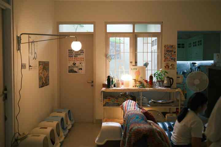 Tempat Tinggal Desainer dan Ayamnya