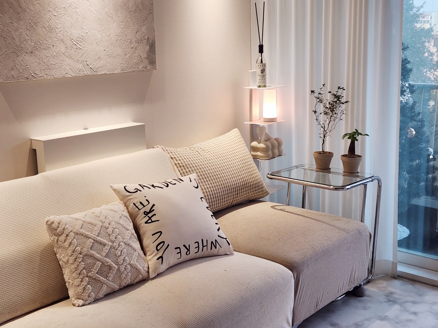 Glass C-Frame Side Table user photo