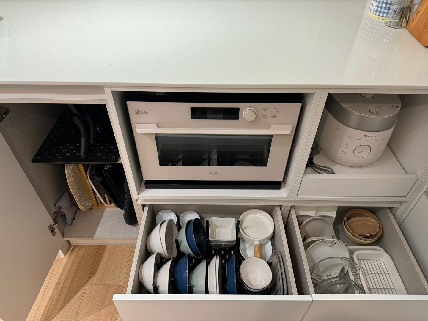 Milly Ceramic Baking Tray & Rack Set user photo