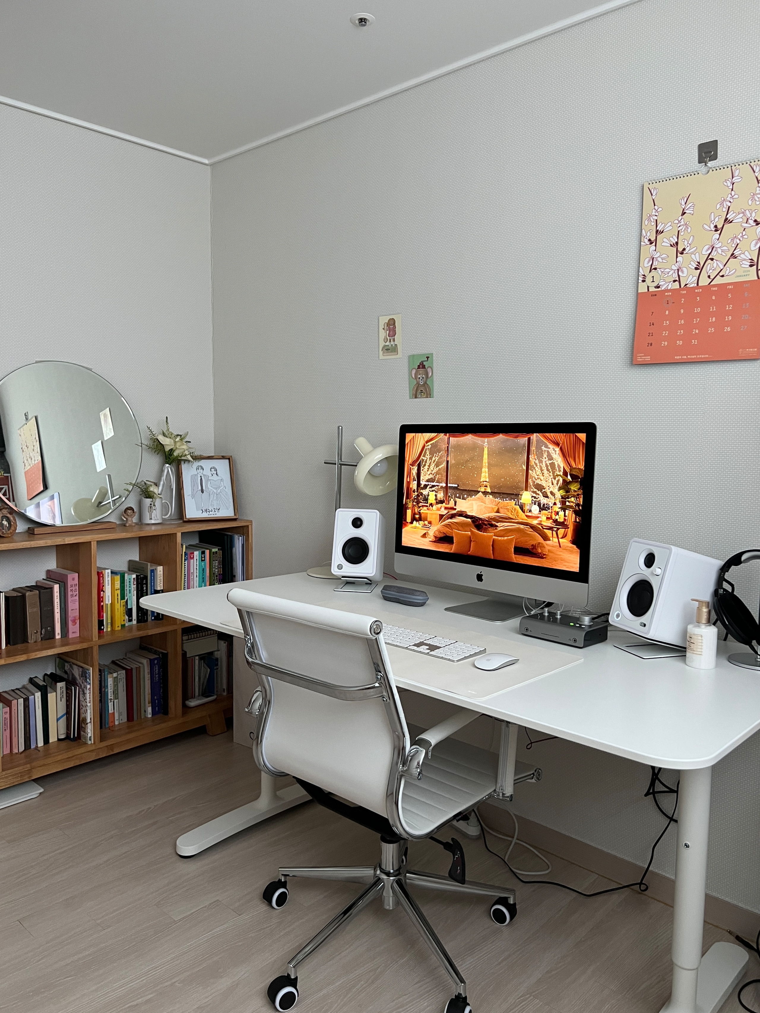 Glow Table Lamp user photo