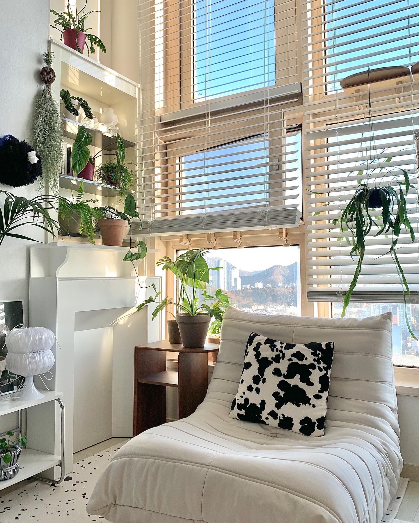 Convertible Side Table & Shelf user photo
