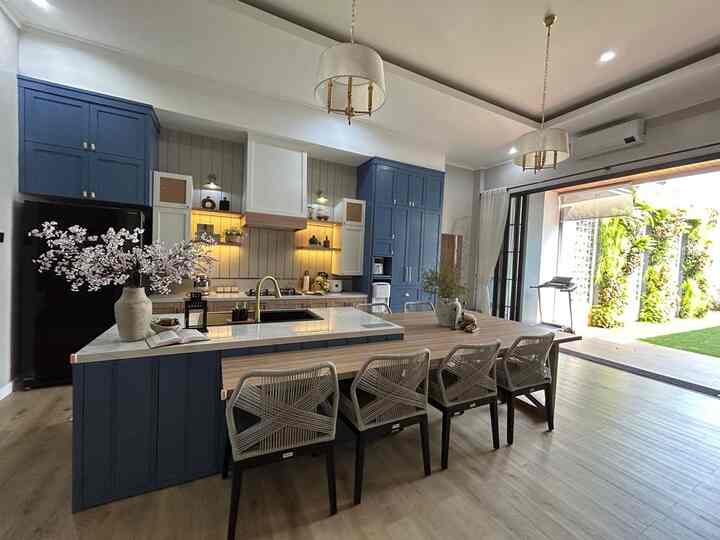 Rumah Gedong Insiprasi Modern Farmhouse 
