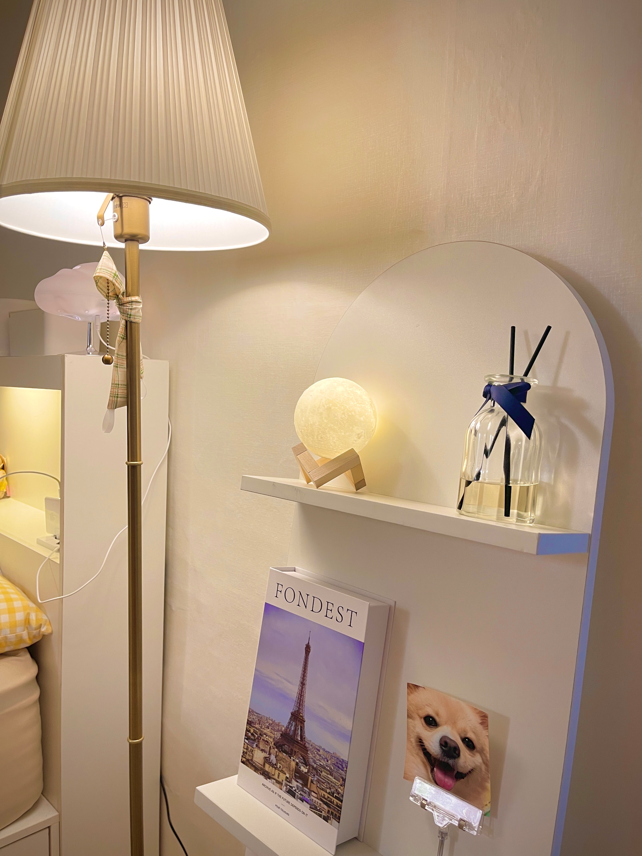 Moon Table Lamp user photo