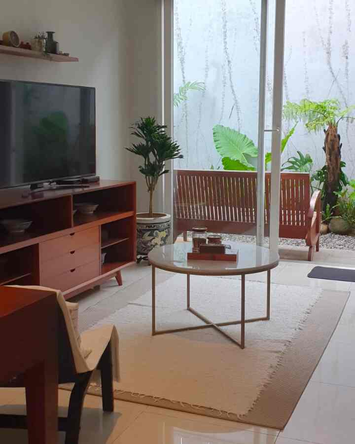 Adopsi Furnitur Bekas Oma di Rumah Cluster