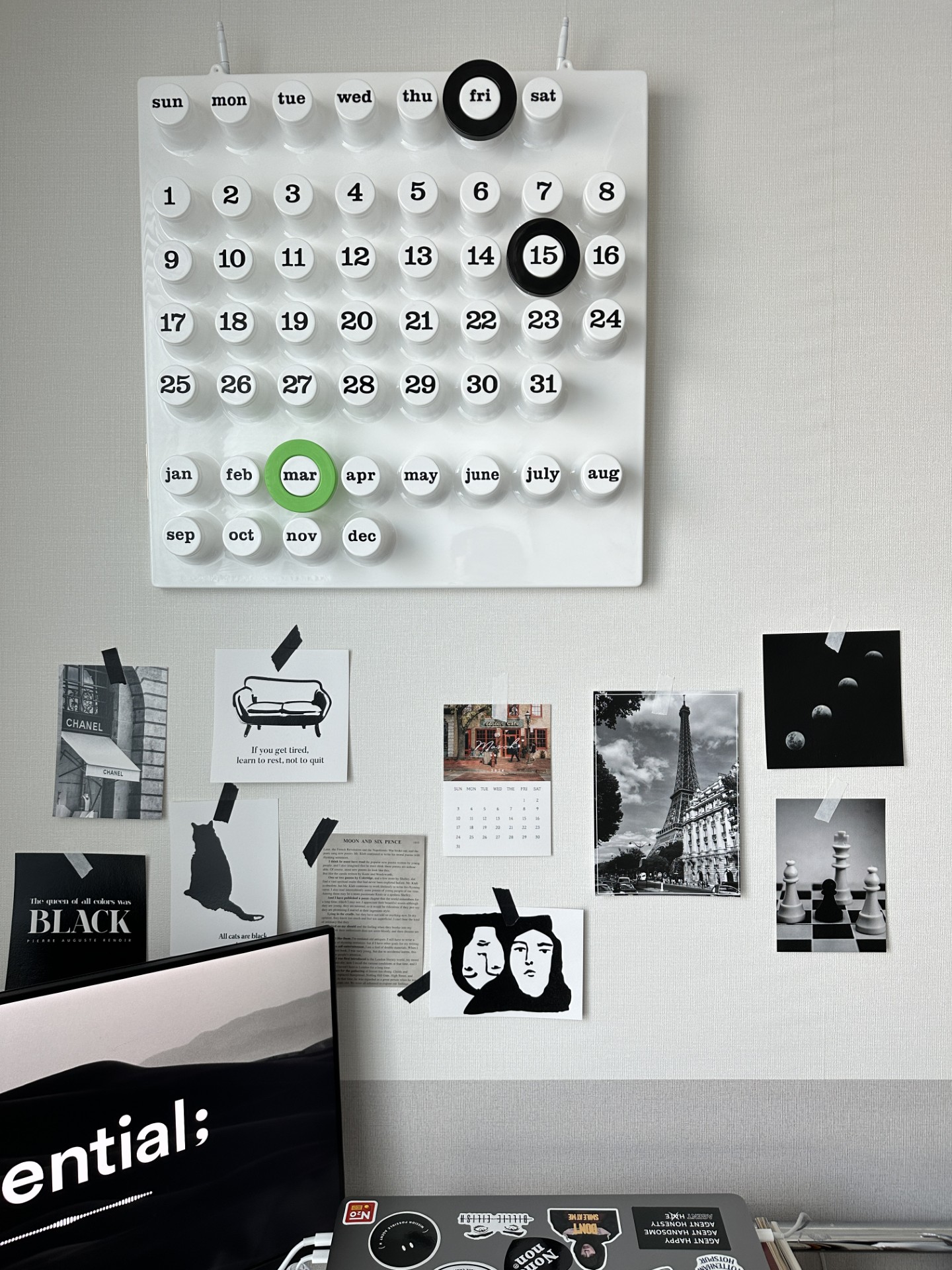 2027 Mini Desk Calendar with Wood Stand user photo