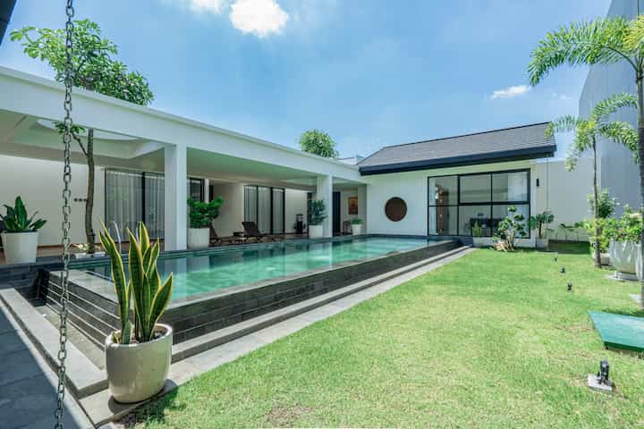 Ruma Santai untuk Tiga Generasi