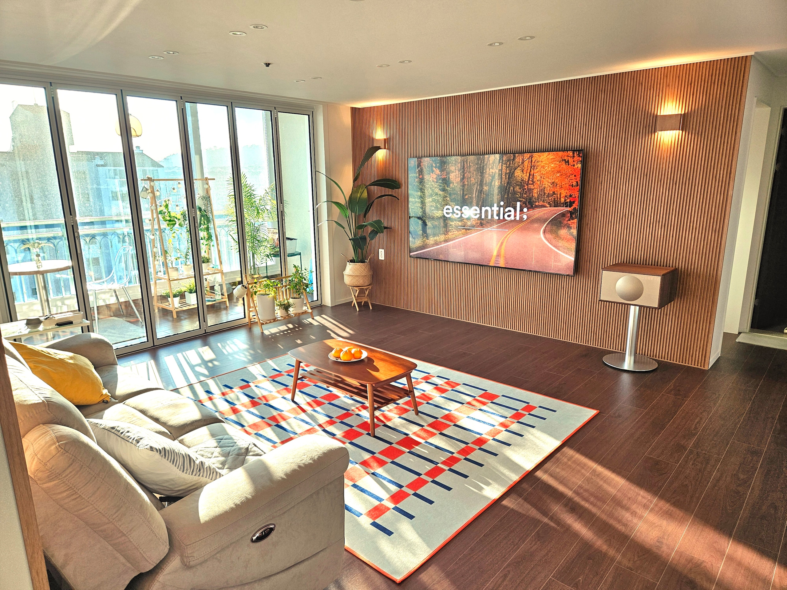 Checkered Chenille Mid-Century Area Rug user photo