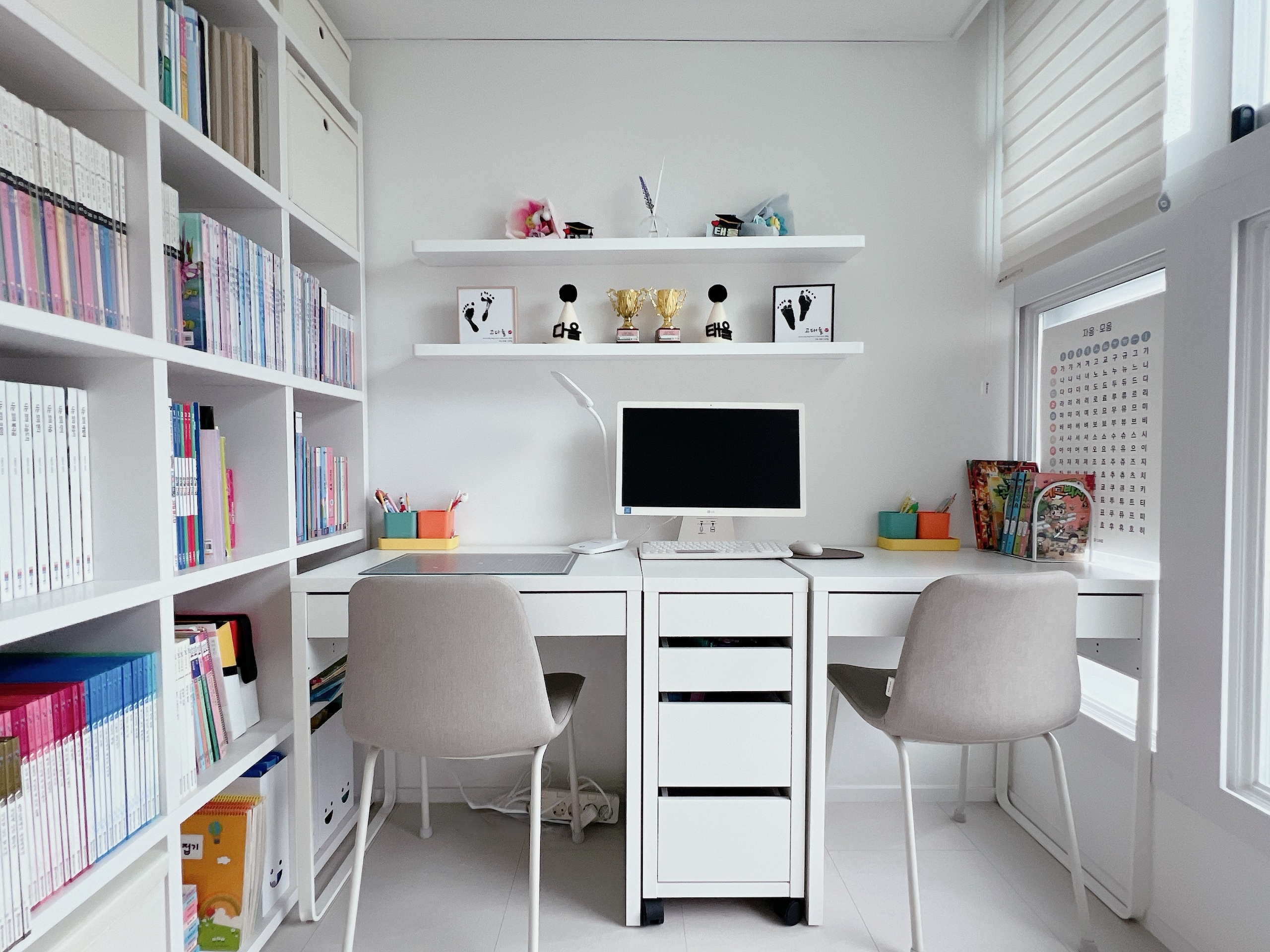 U-Steel Metal Bookend Organizer user photo