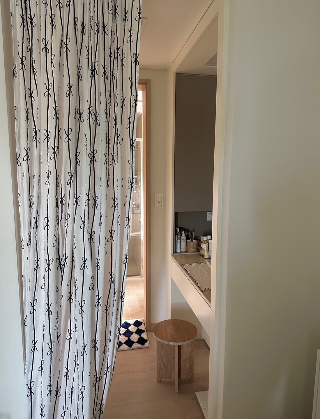 Black Line Kitchen Cloth user photo