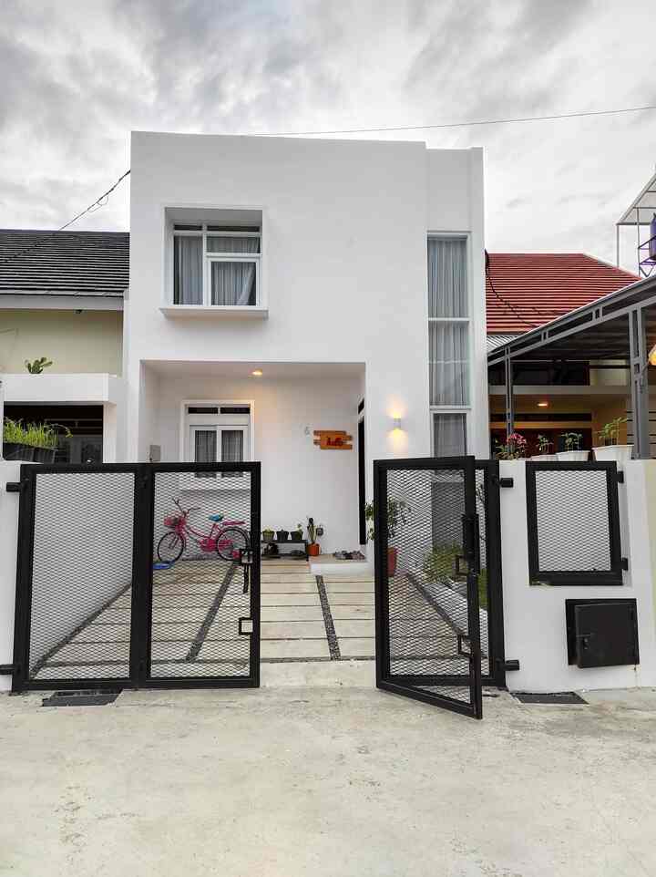 Rumah Serba Putih di Bandung