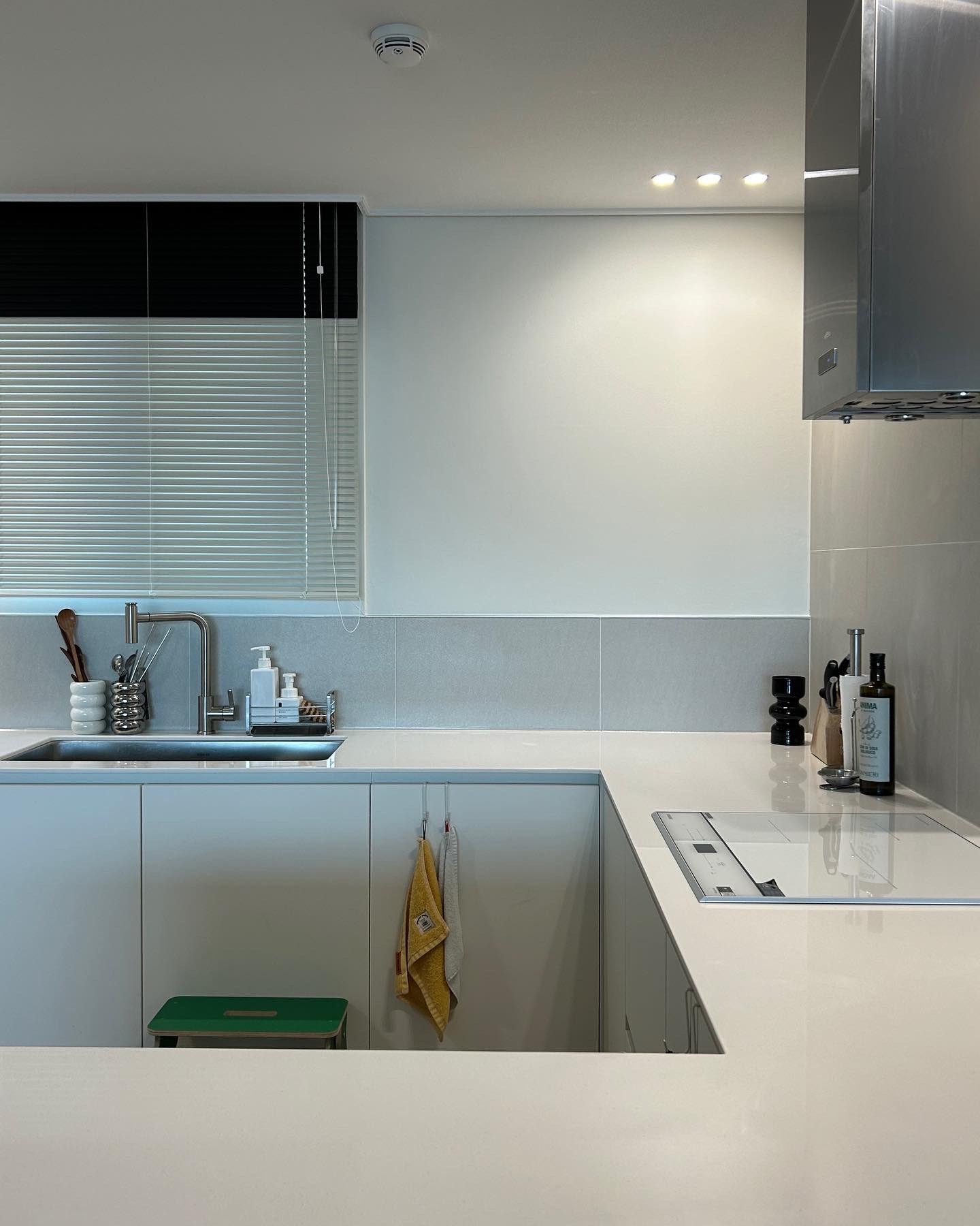 Stainless Steel Paper Towel Stand user photo