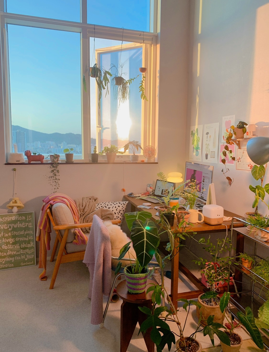 Slim Rolling Metal Storage Cart user photo