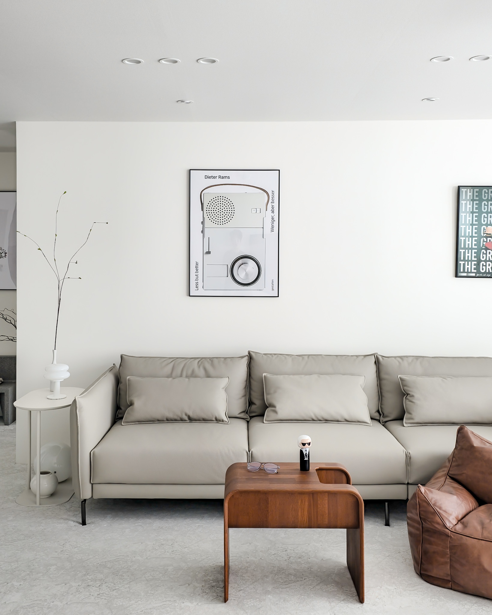 Multi-Use Curved Side Table user photo