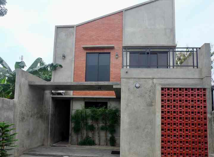 Industrial Minimalis untuk Pria Muda di Jogja