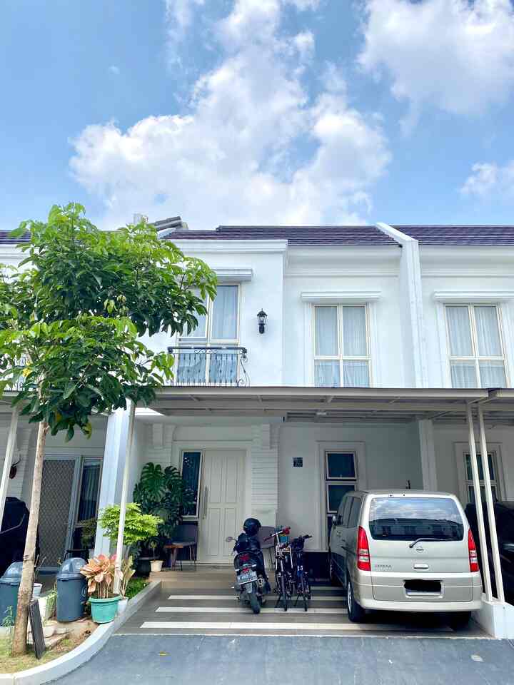 Klasik di Luar, Modern di Dalam Rumah