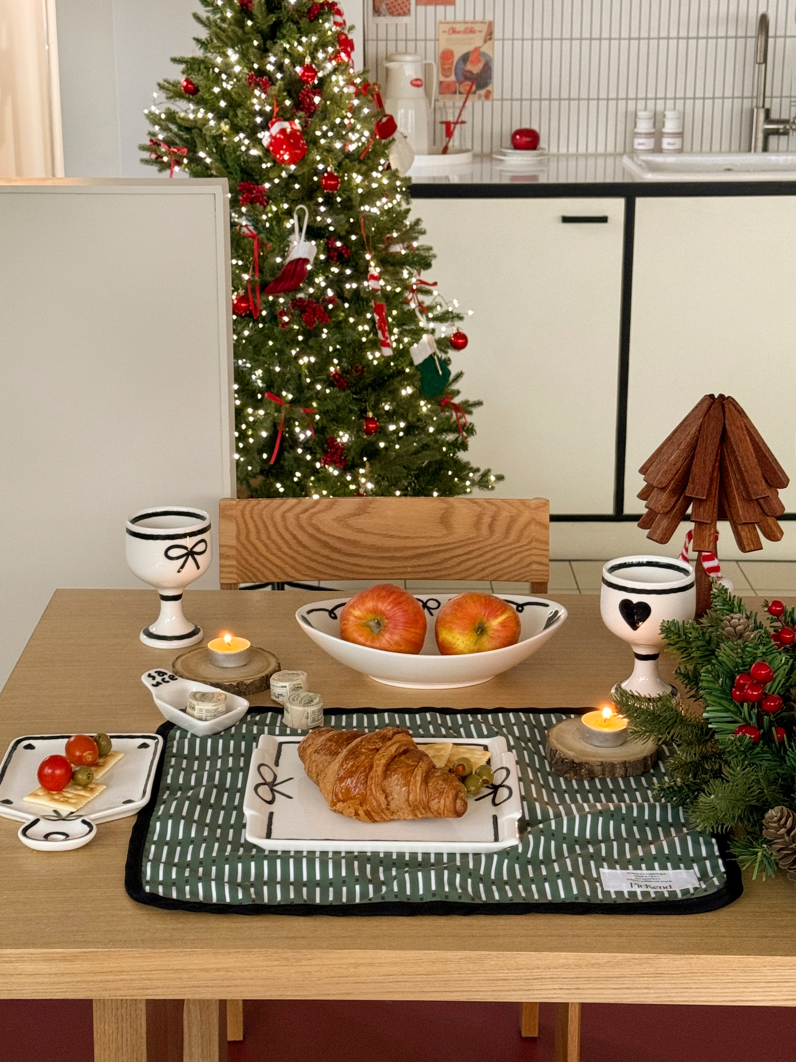 Ribbon & Heart Salad Bowl user photo