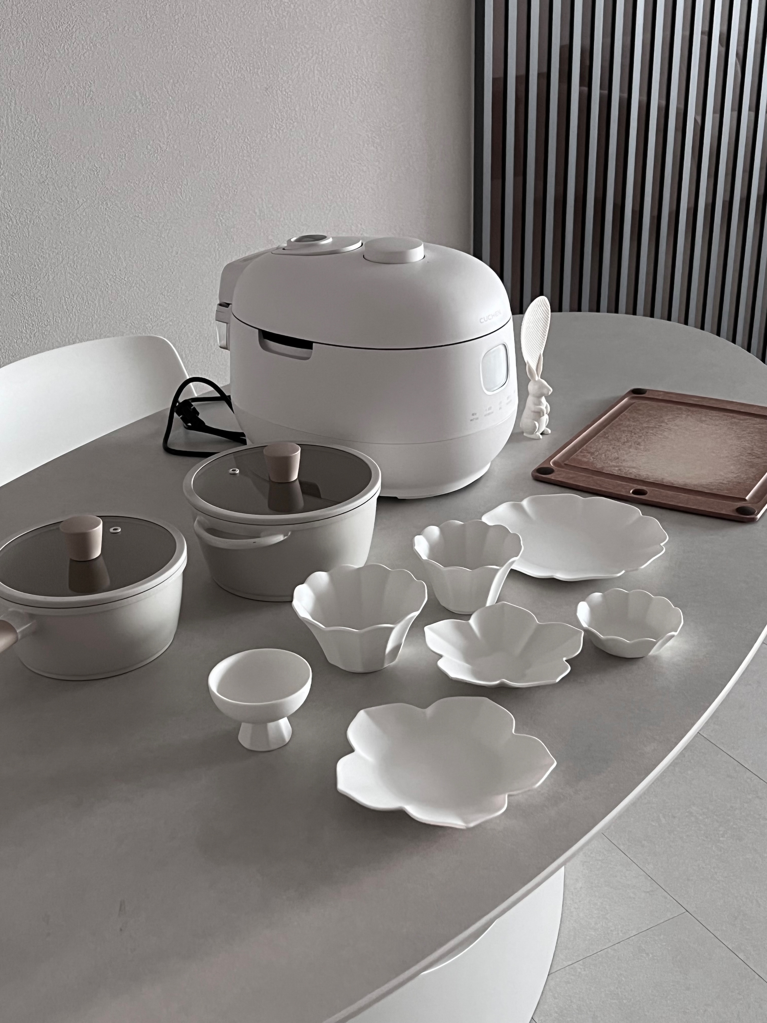 Eunseol Petal Dinnerware Set (12-Piece) user photo