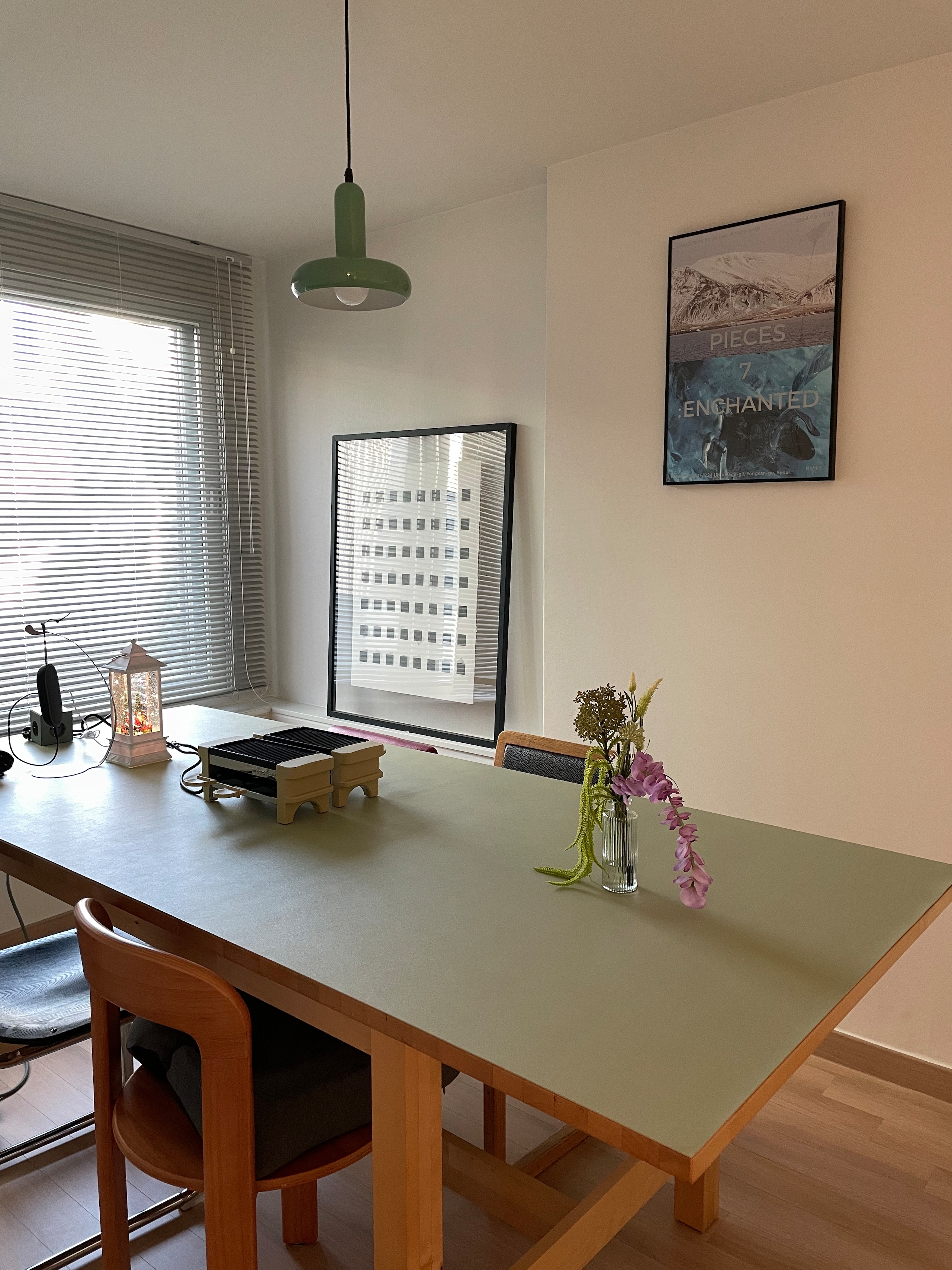 Solid Wood Curve Back Dining Chair user photo