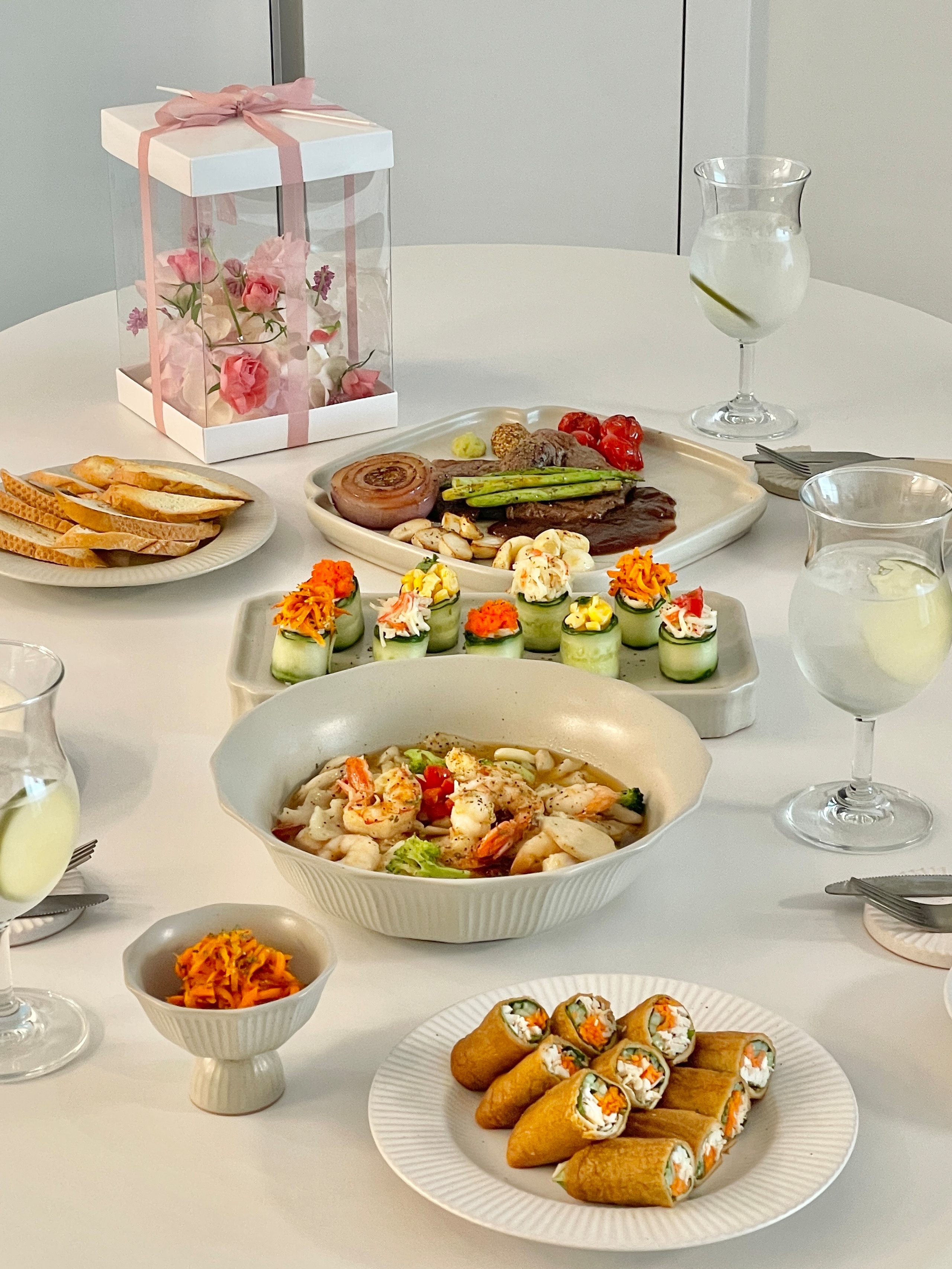 Seoul Minimalist Matte Fork & Knife Set for 2 (4-Piece) user photo