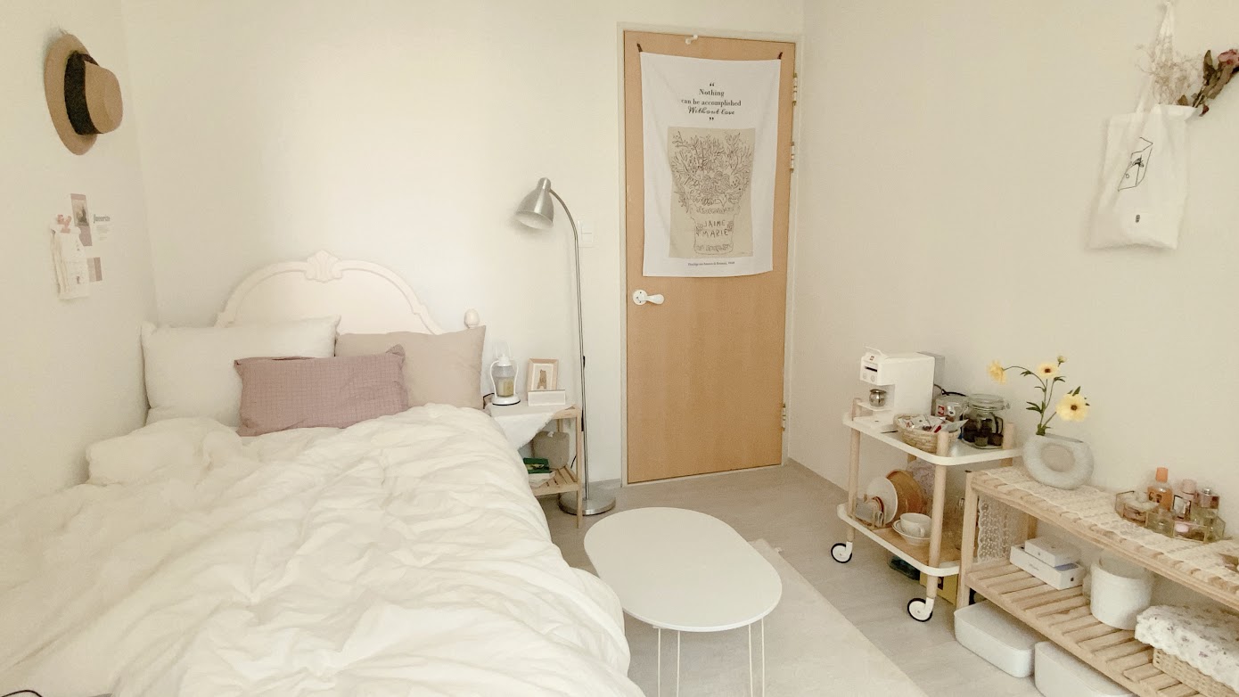 Fold-Flat Coffee Table user photo