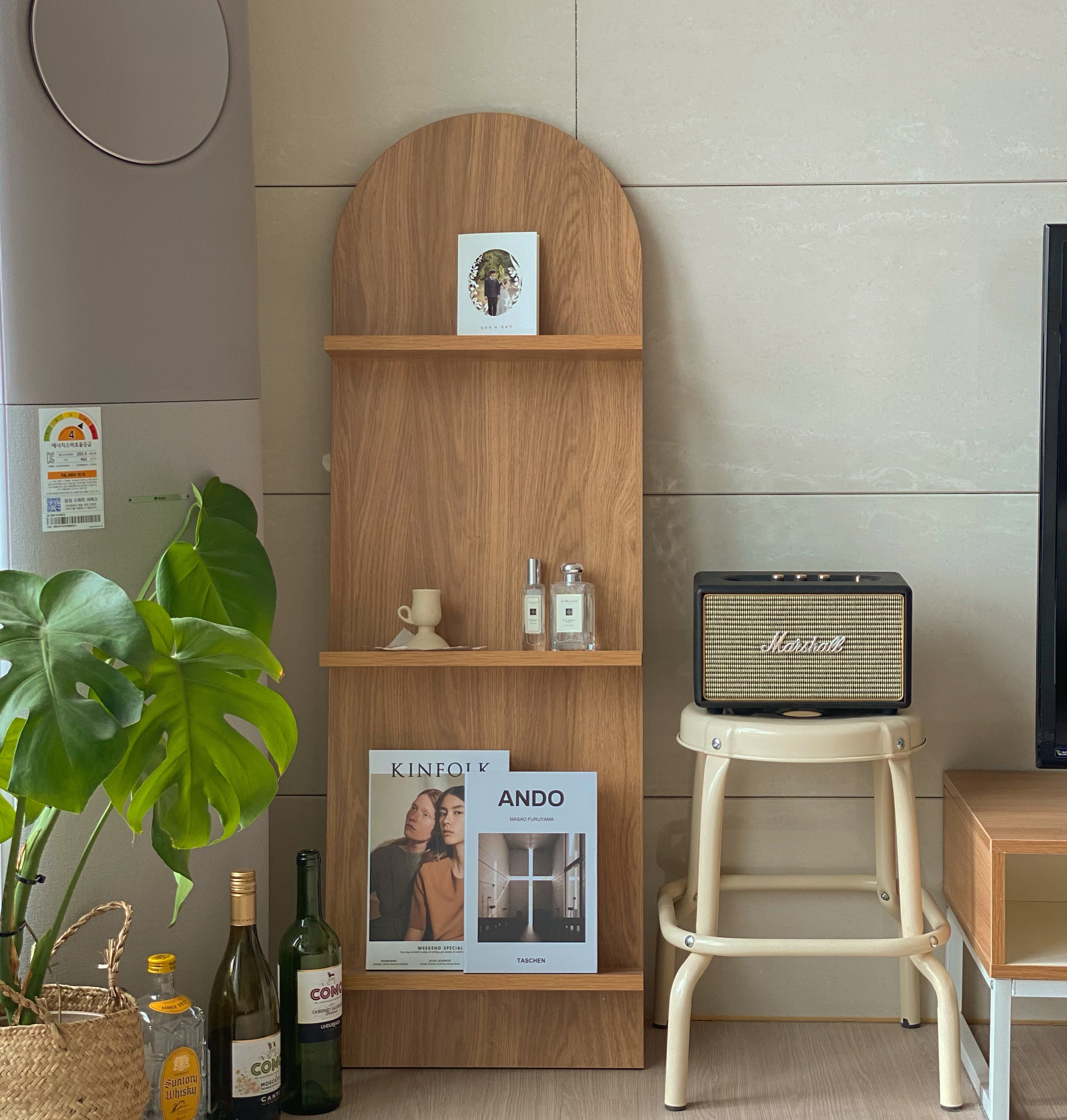 Round 3-Tier Magazine Rack user photo