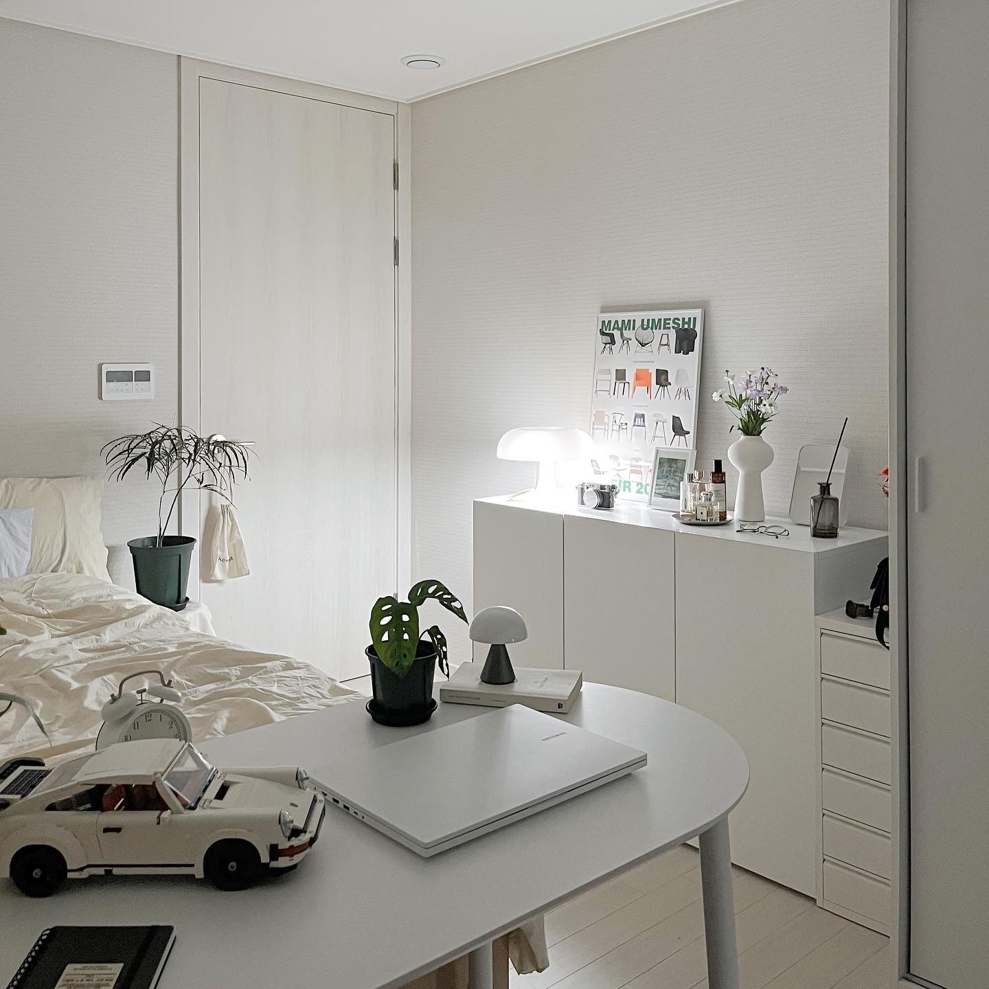 Half-Round White Laminate Dining Table user photo