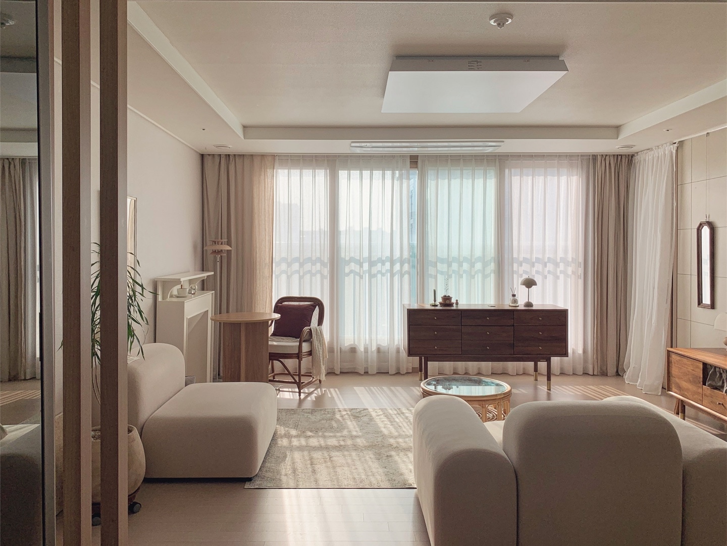 Small Round Dining Table user photo