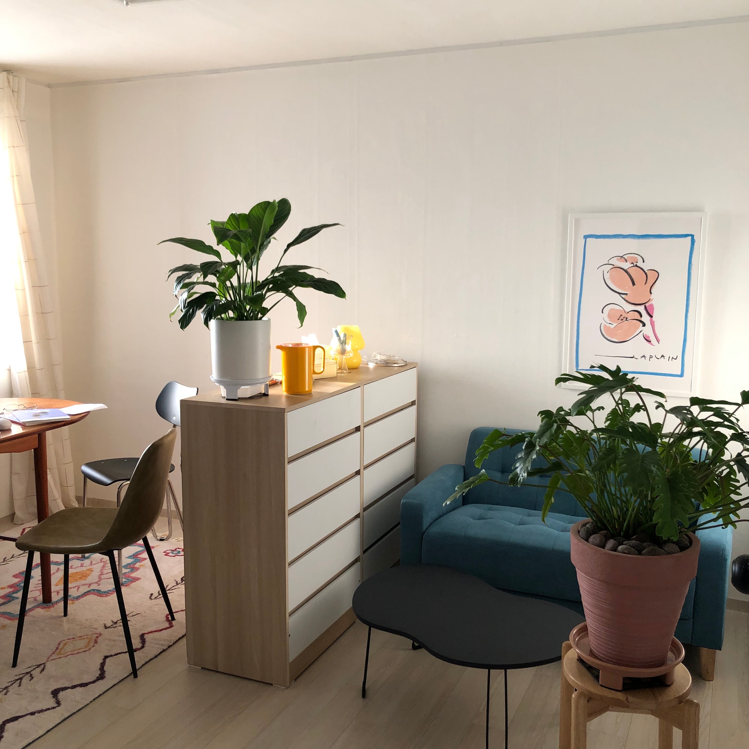 Supermat Apple Objet Folding Table user photo