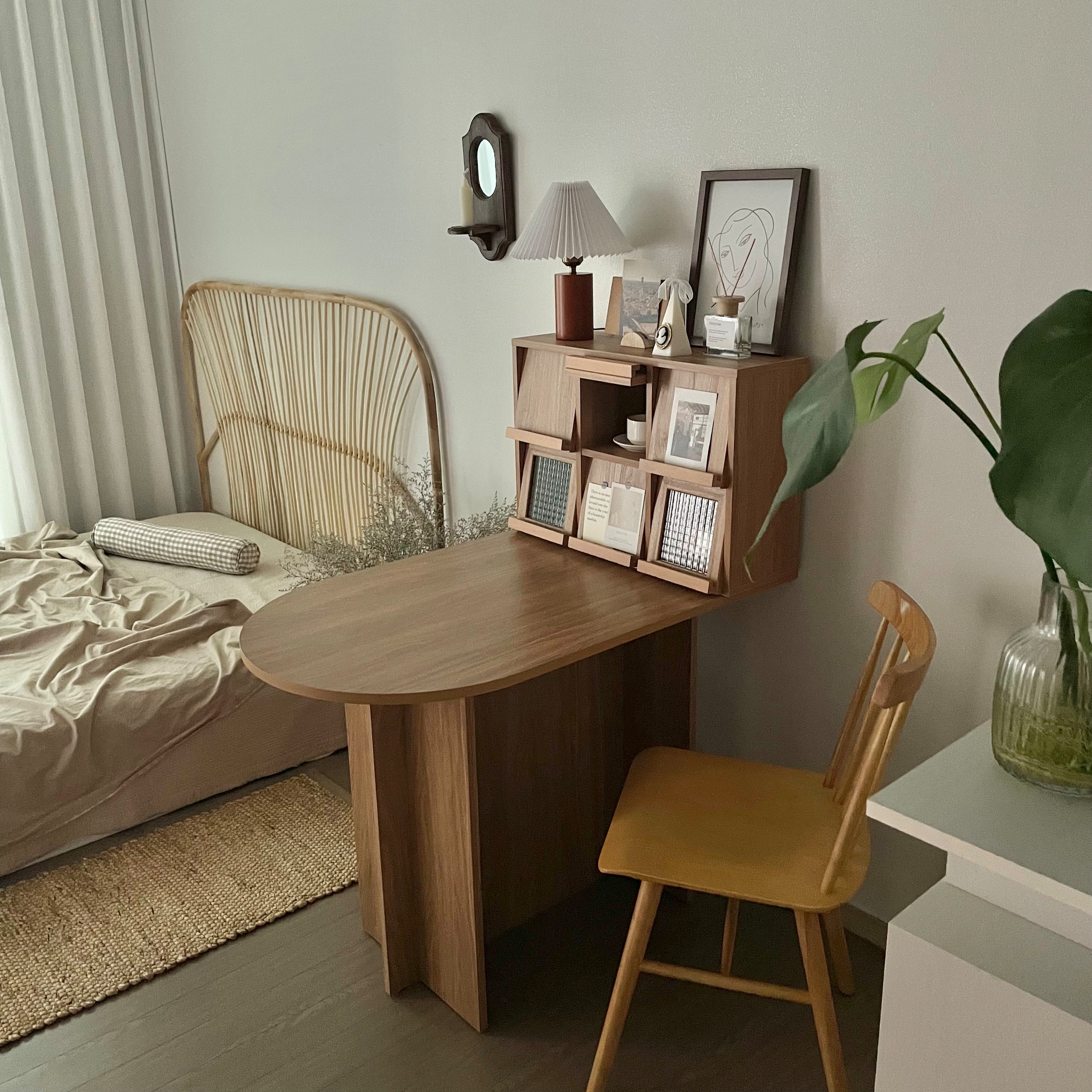 Semi-Oval Dining Table user photo