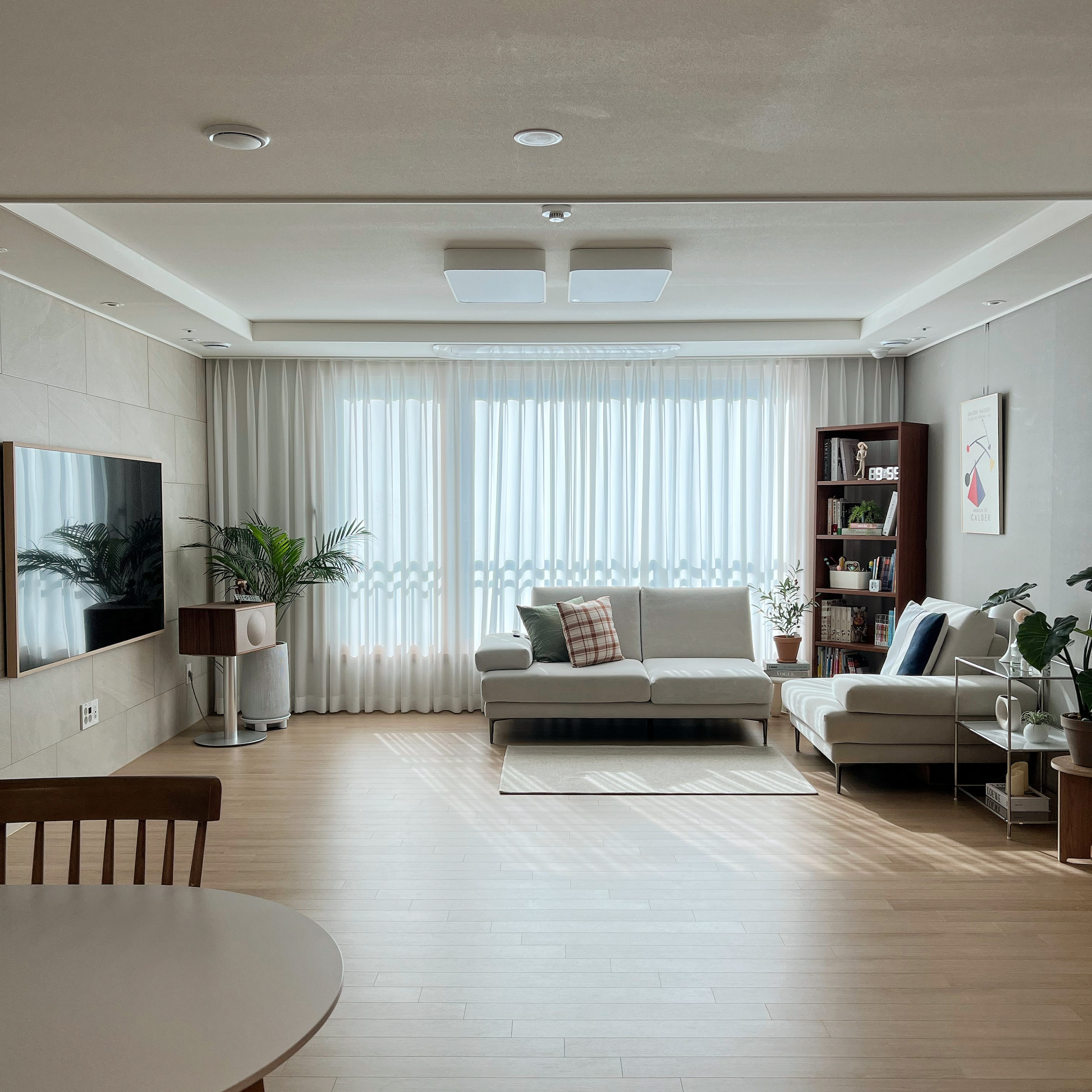 Eden Round Wood Side Table user photo