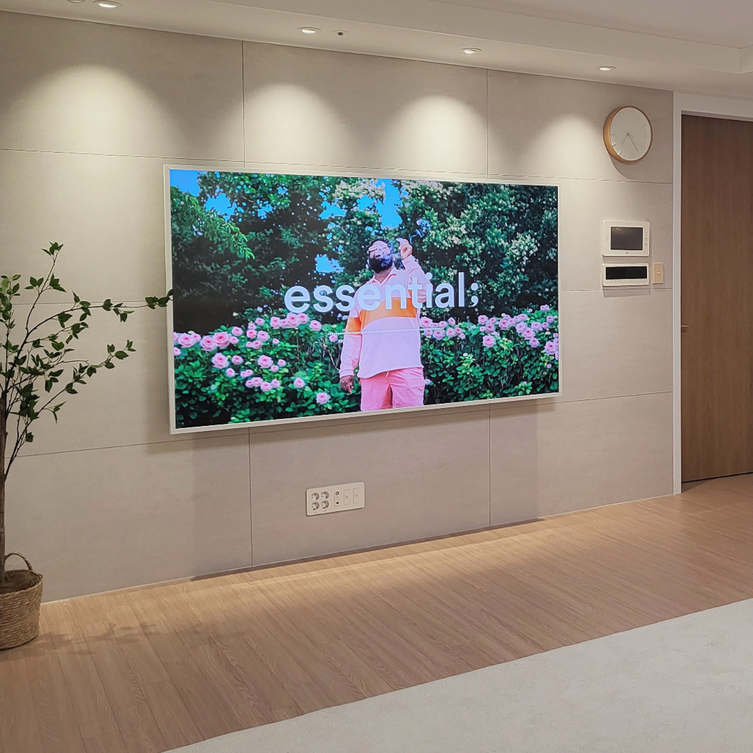 삼성더프레임85인치의 사진 검색결과 96개 | 라이프스타일 슈퍼앱, 오늘의집