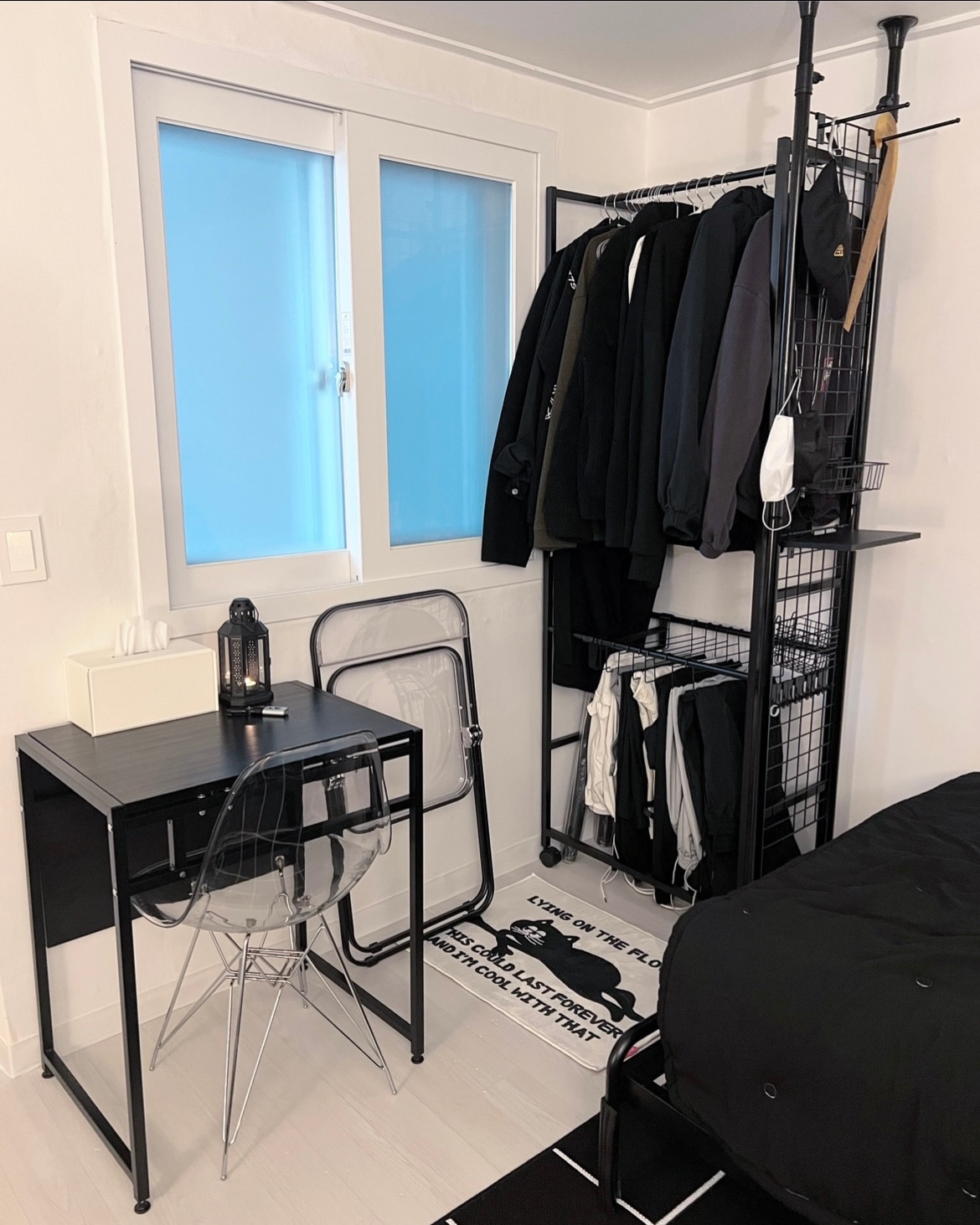 Eiffel Base Molded Chair user photo