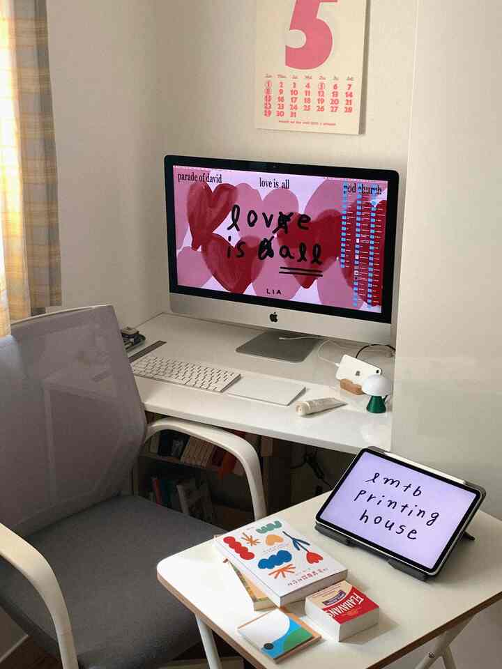 折りたたみ シンプルデスク［2色］を使ったコーディネート 1