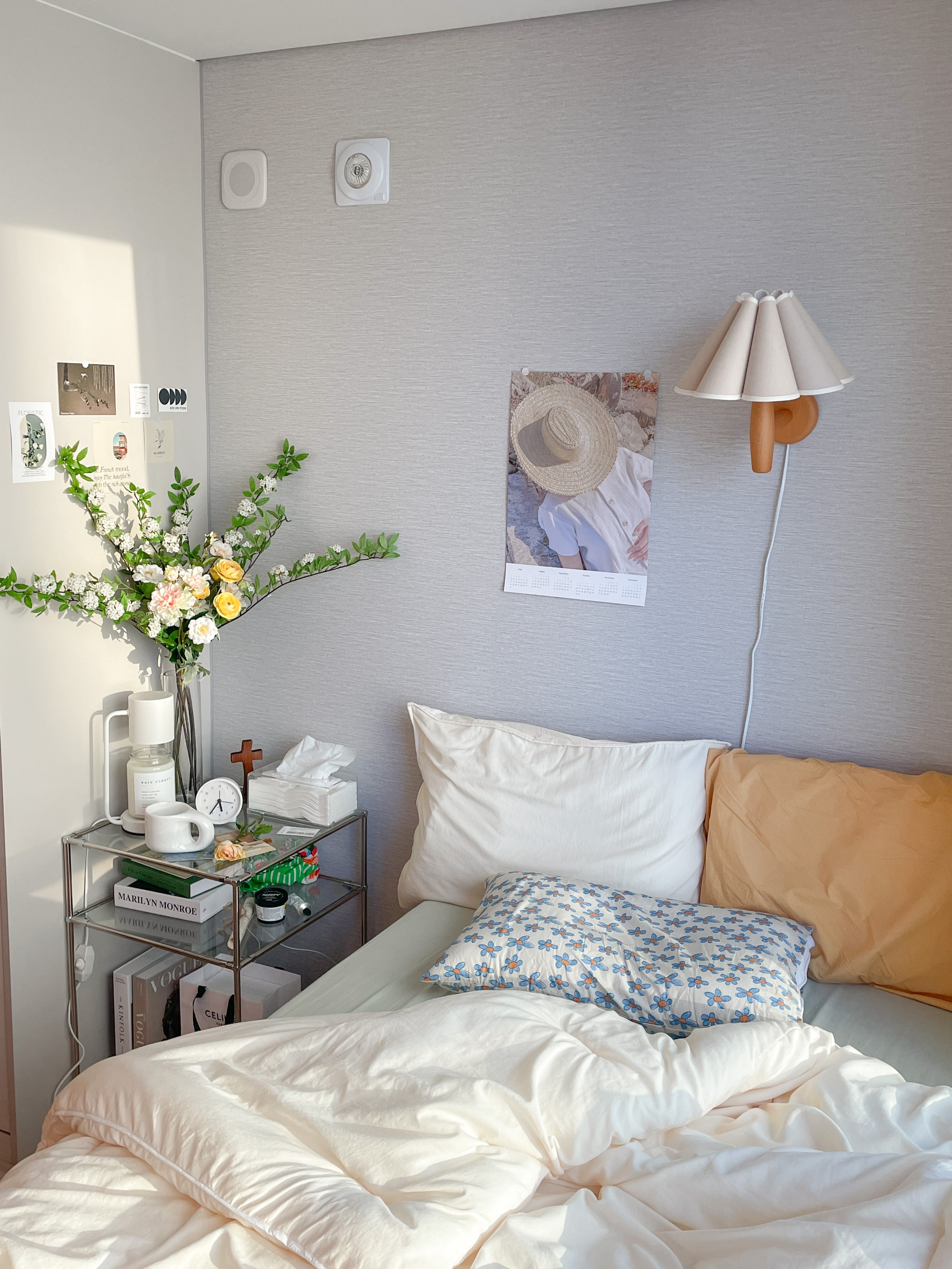 Minimalist Candle Warmer Lamp user photo
