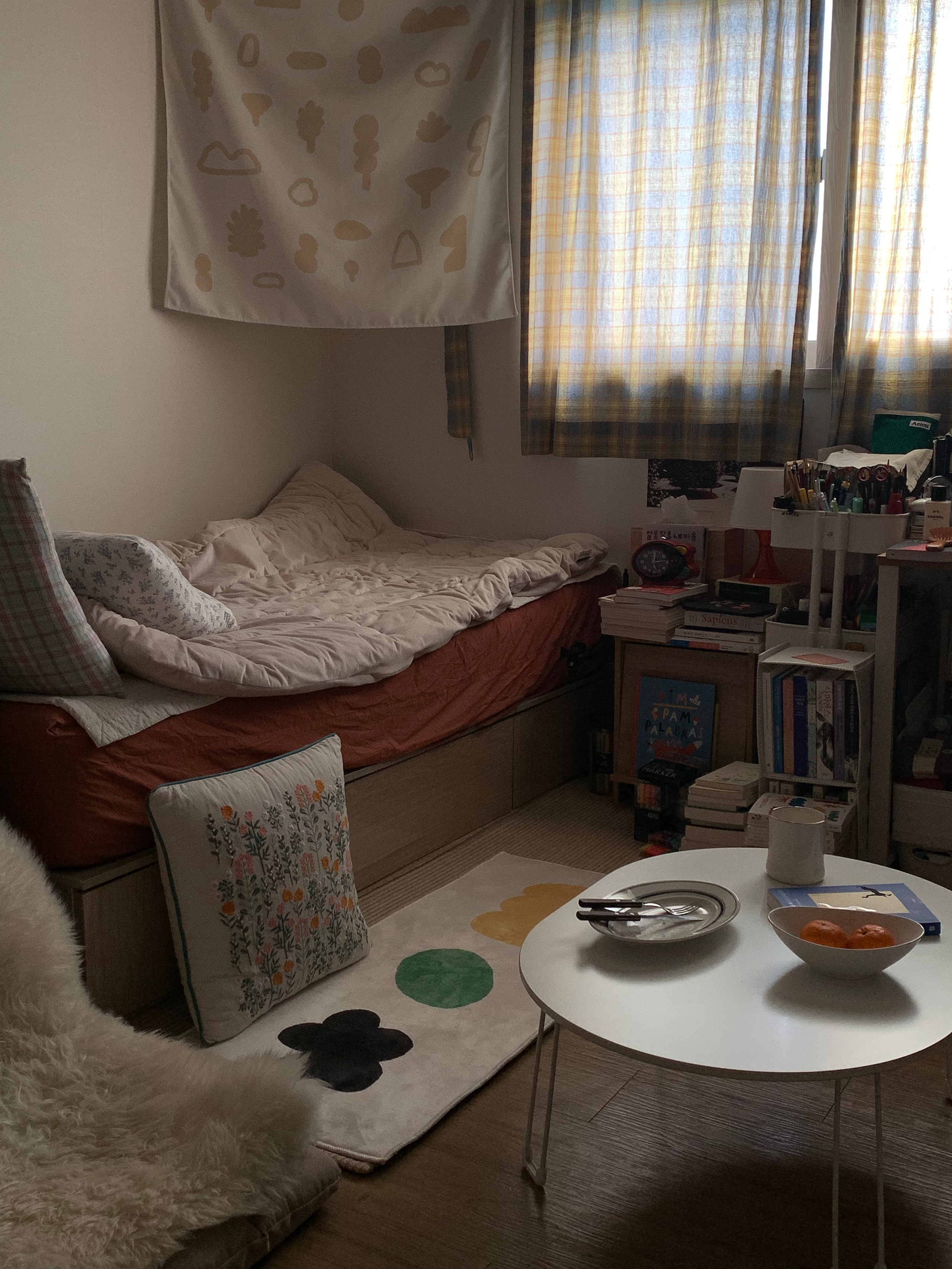 Fold-Flat Coffee Table user photo