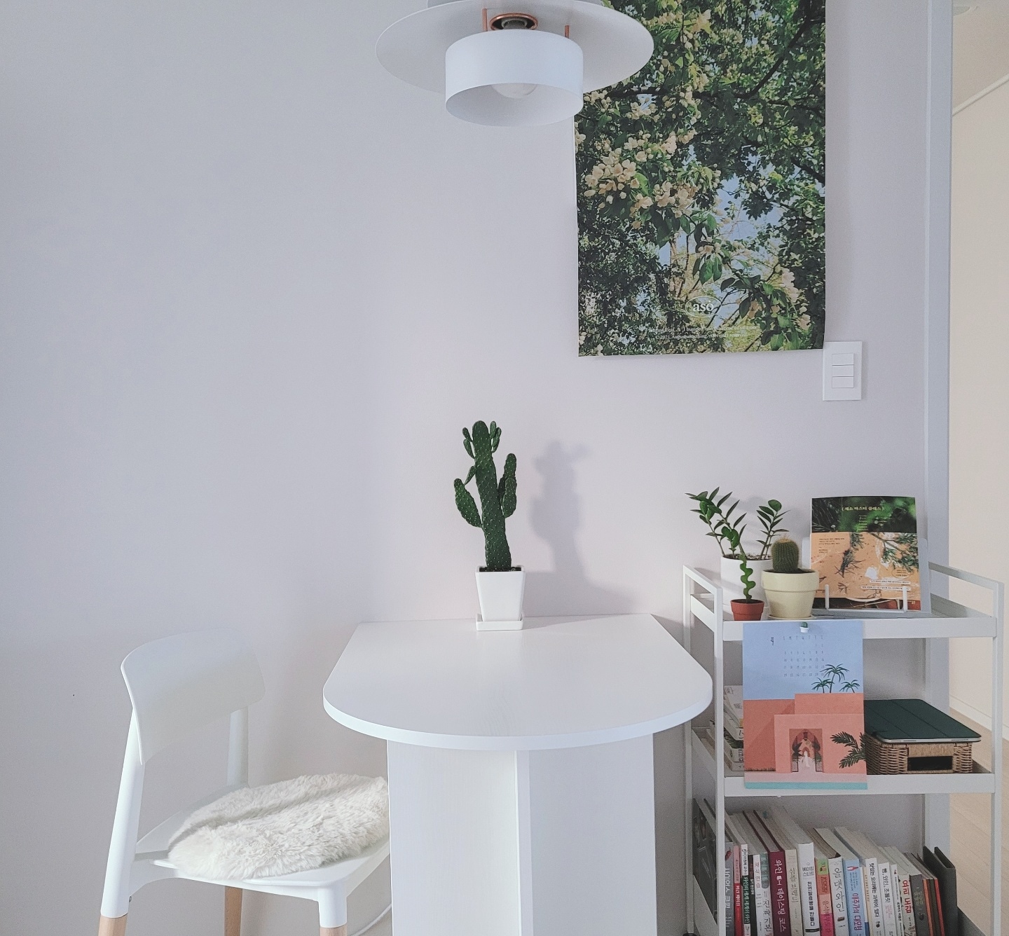 Semi-Oval Dining Table (31.5