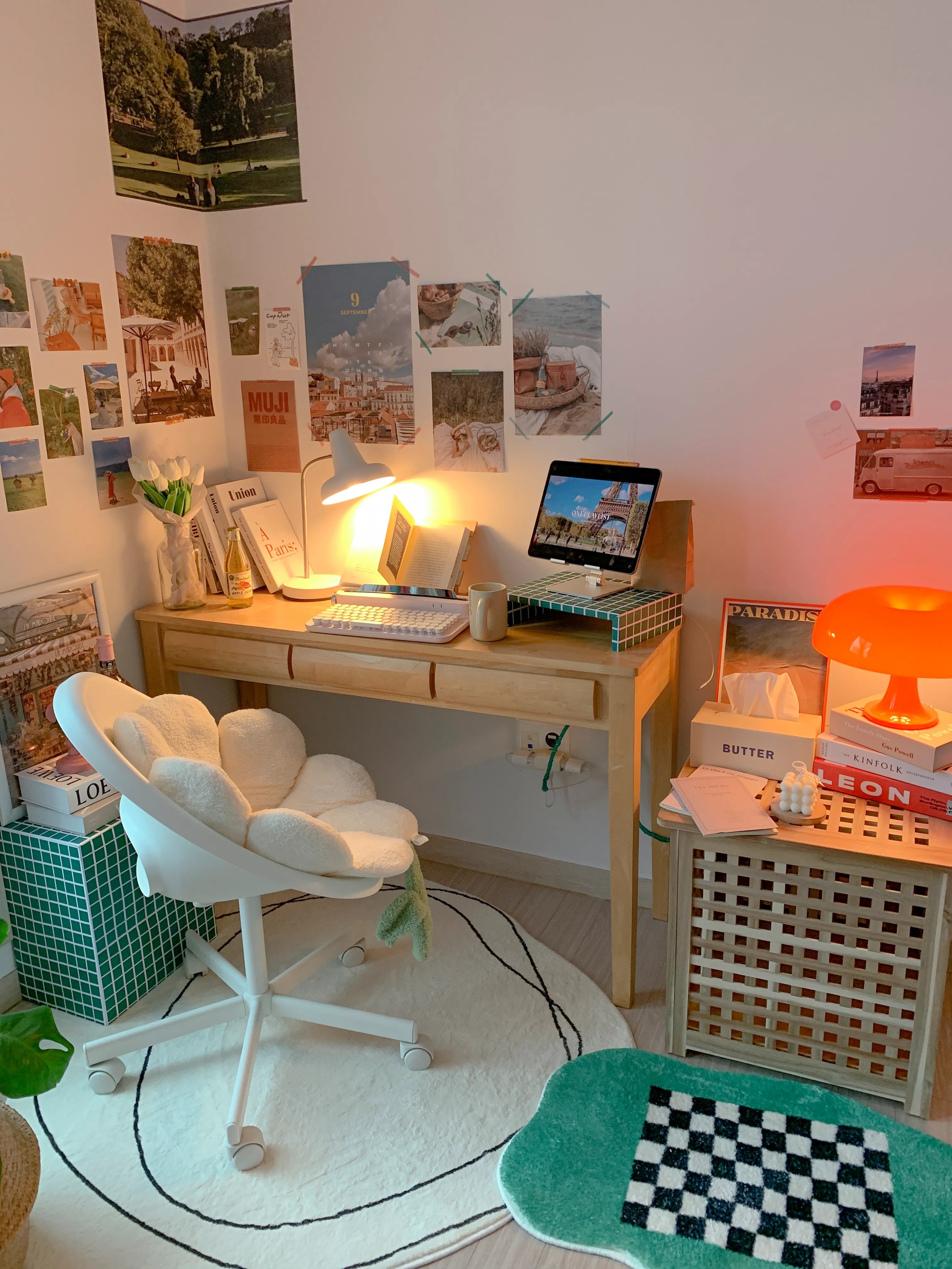 Mid-century Glow Lamp user photo