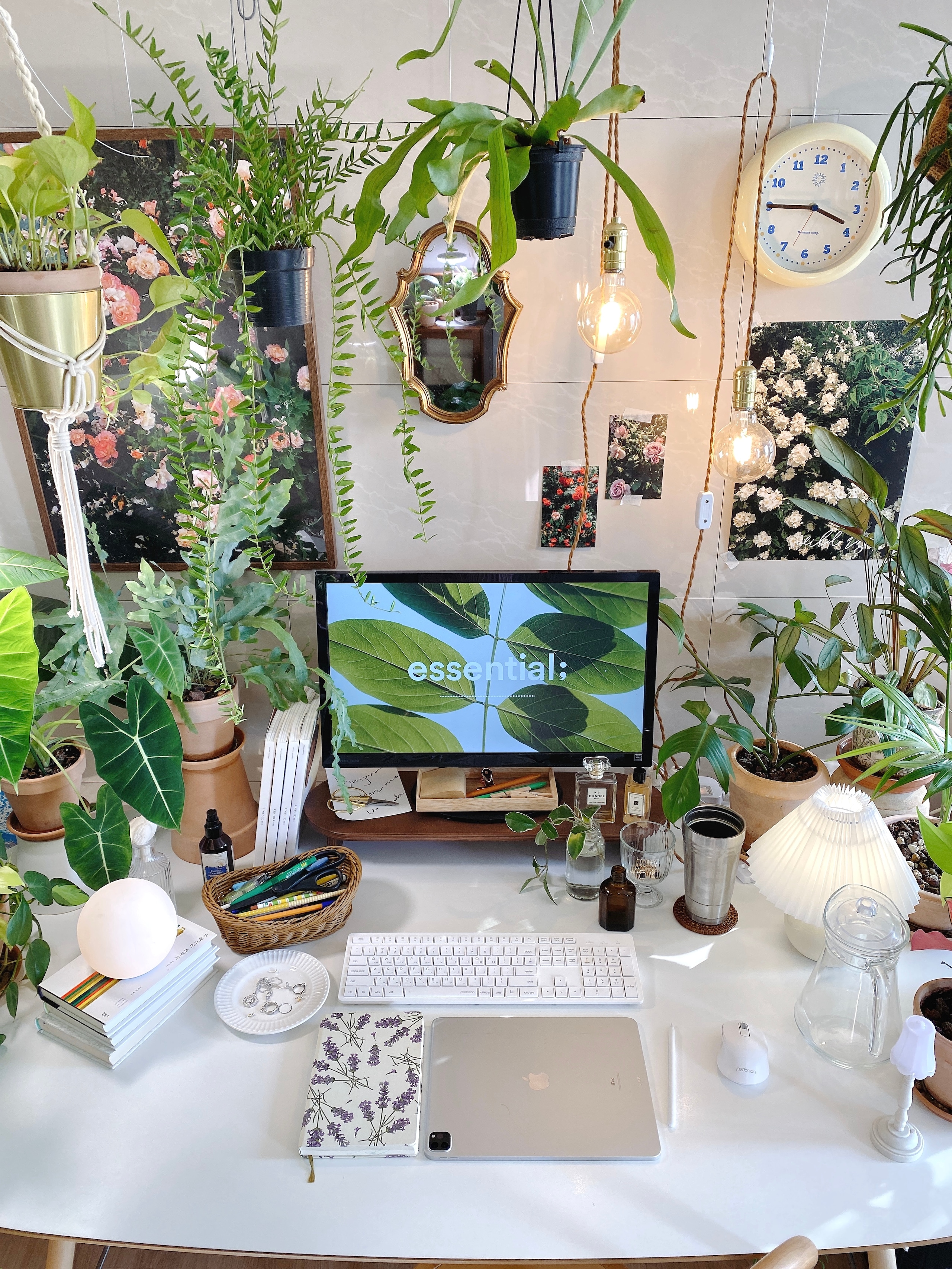 Pleated Touch Table Lamp user photo