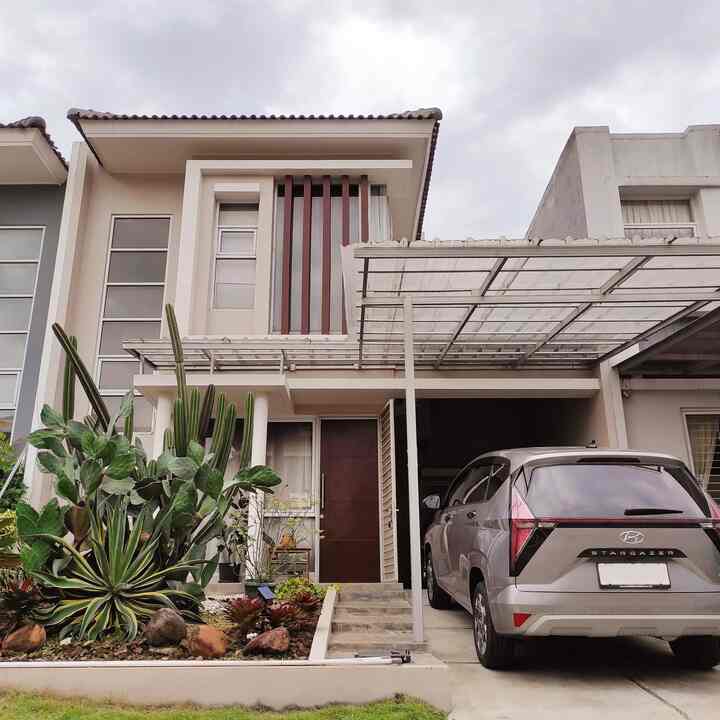 Betah di Rumah ala Titik Betah