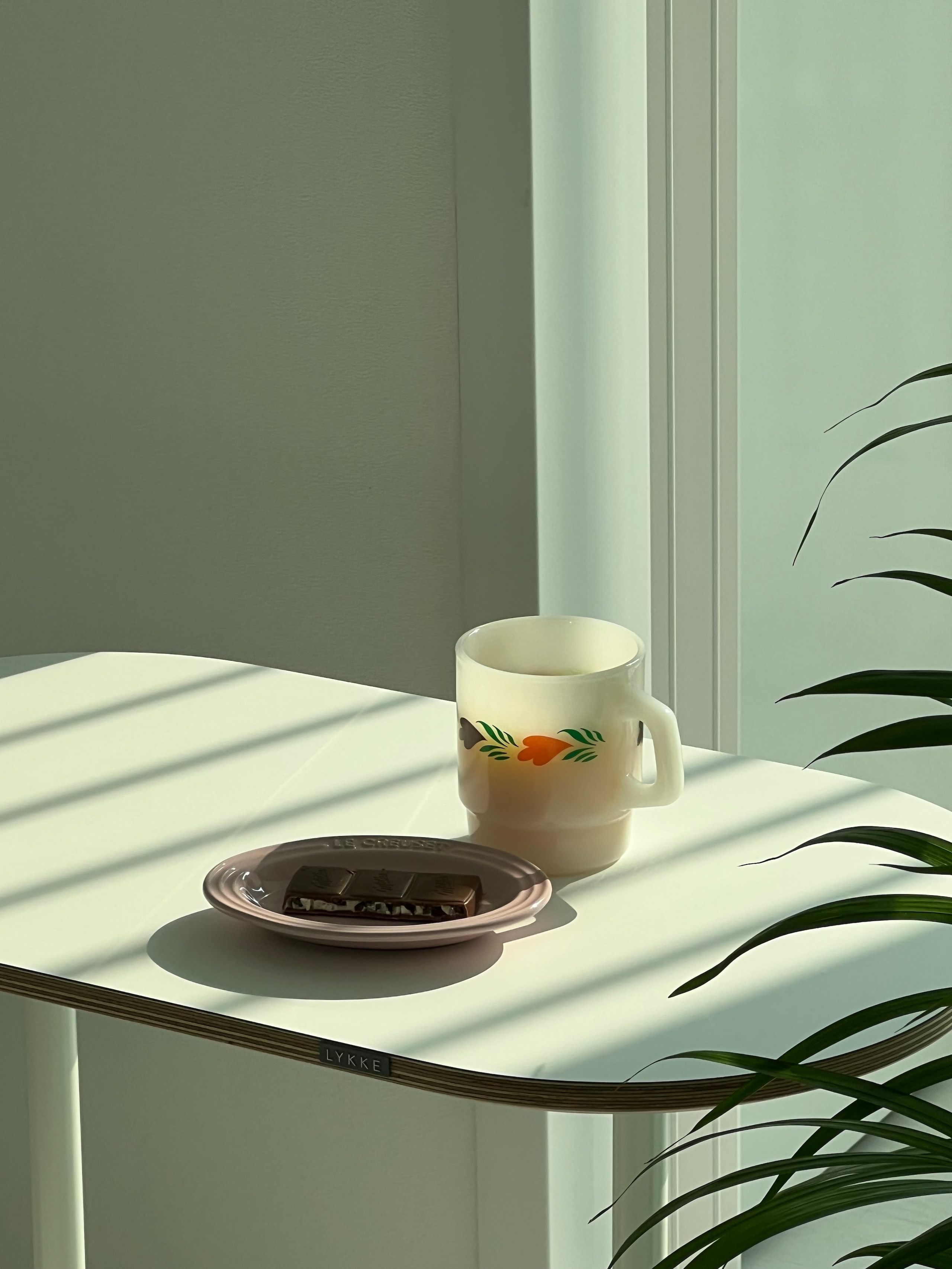 Syracuse Pattern Milk Glass Mug user photo